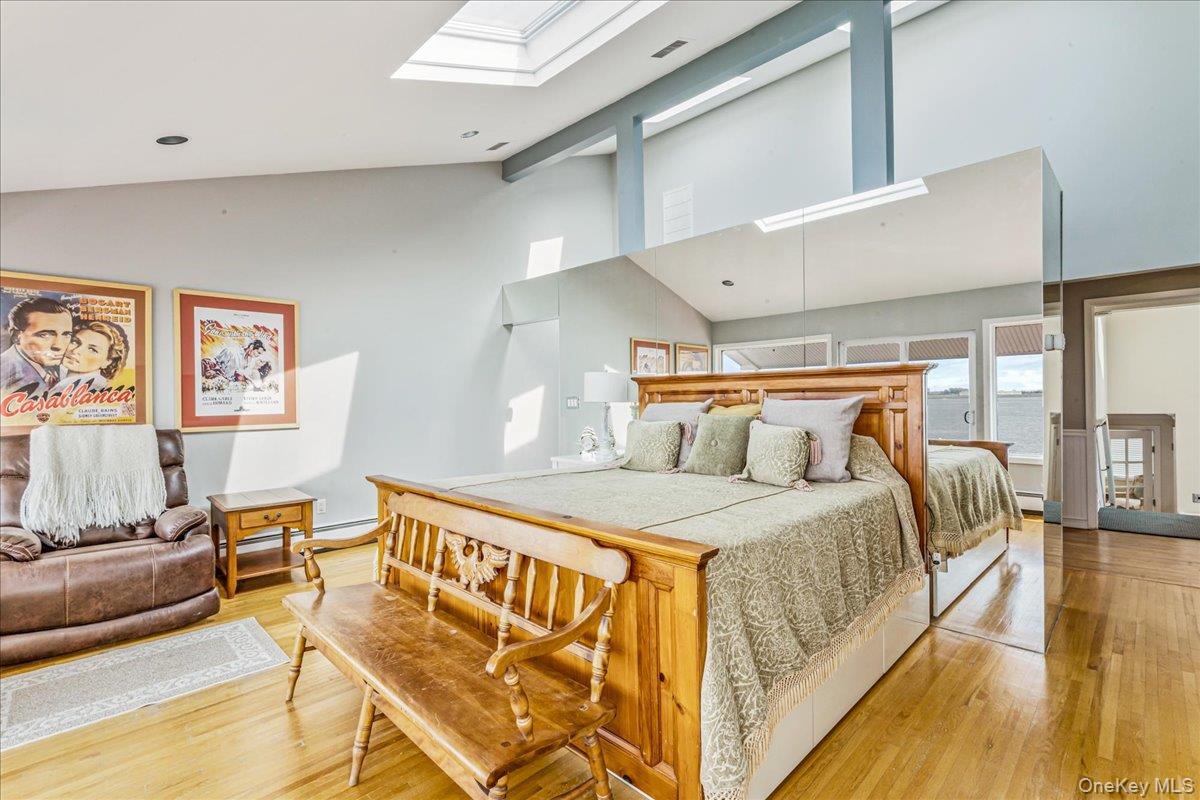 15445 Riverside Drive, Whitestone, NY 11357