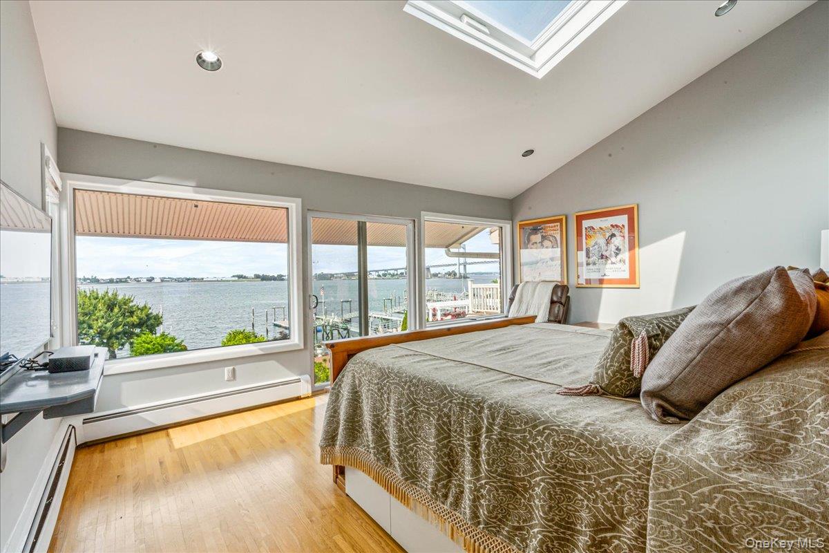 15445 Riverside Drive, Whitestone, NY 11357