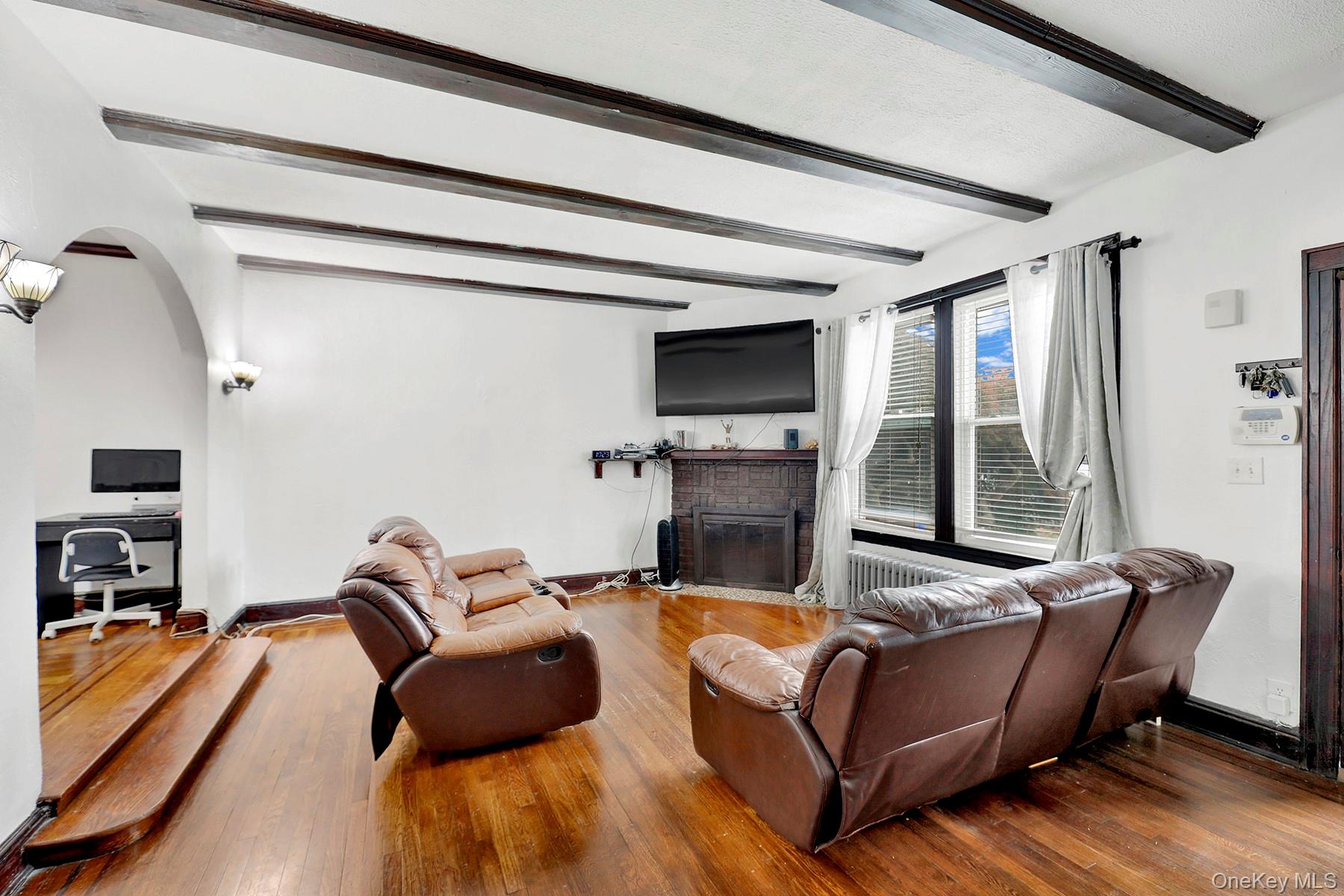 179-50 Anderson Rd, Jamaica, NY 11434