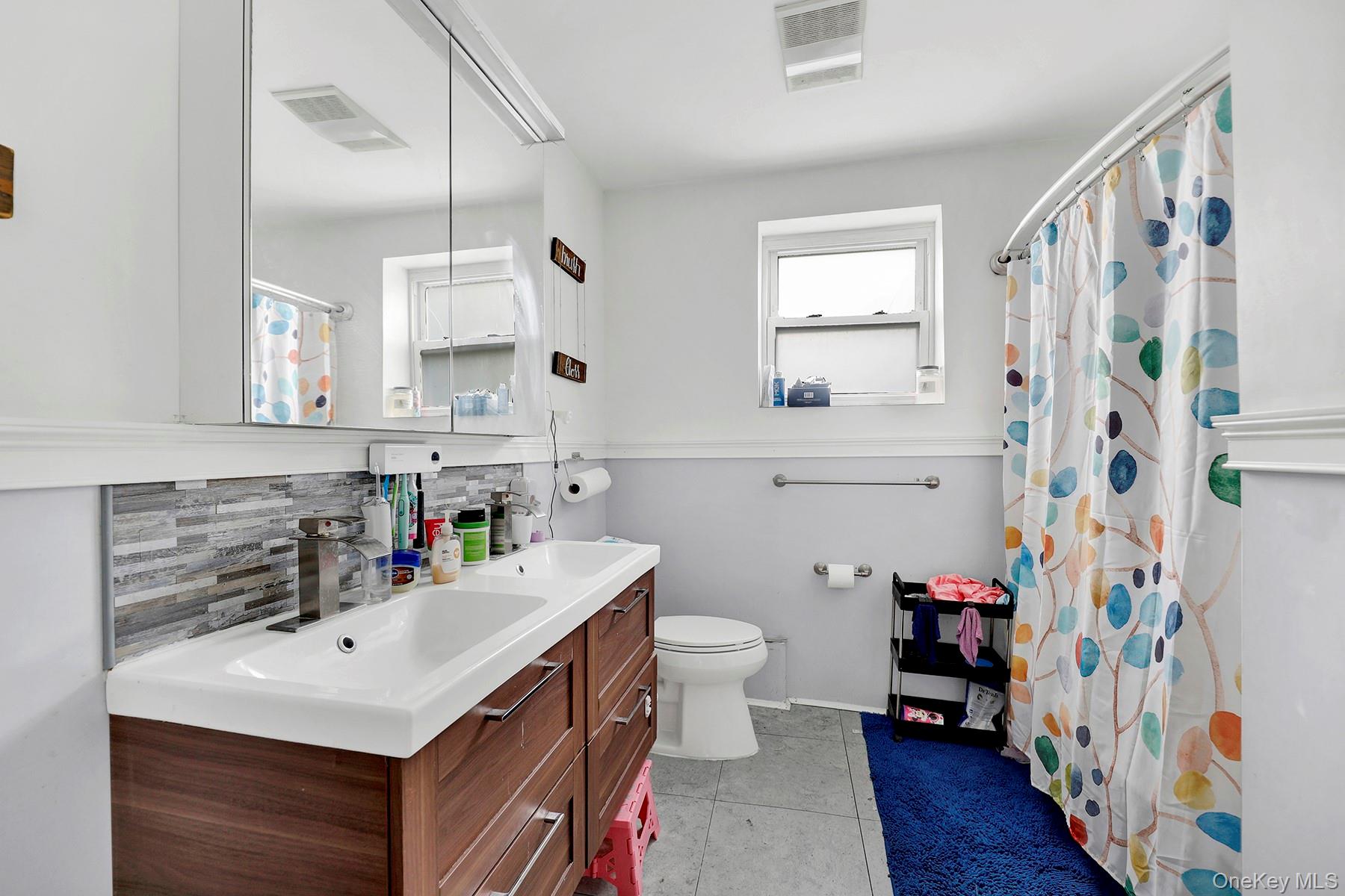 179-50 Anderson Rd, Jamaica, NY 11434