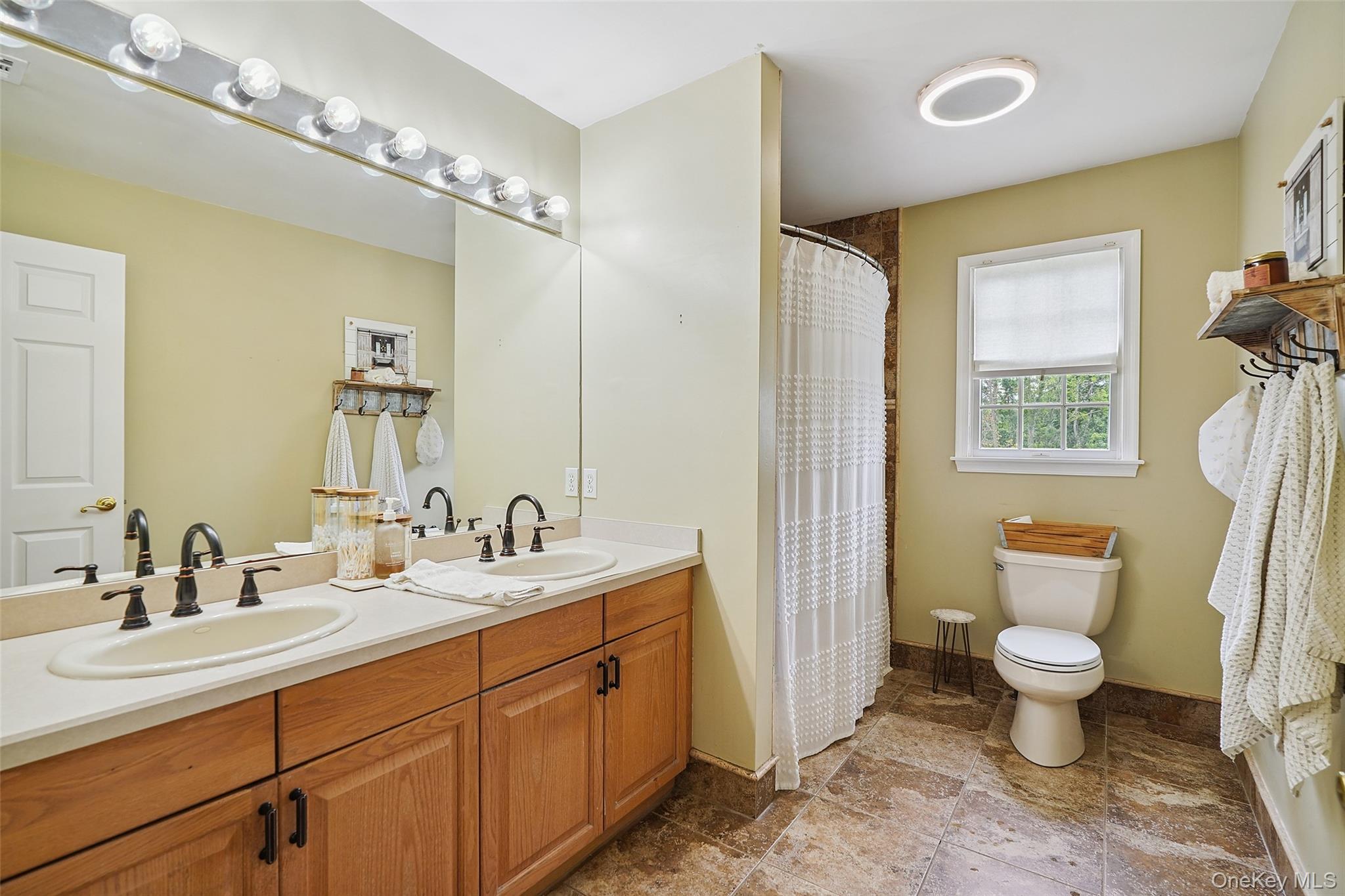 125 Duke Drive, Carmel, NY 10512