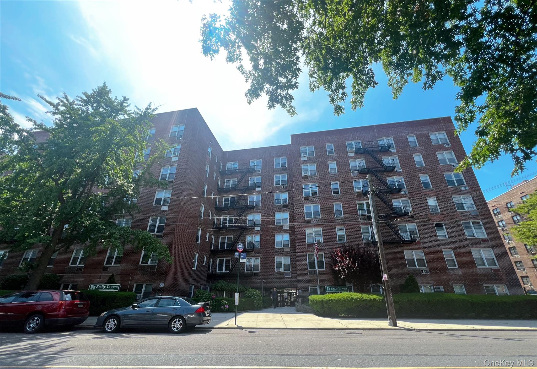 3510 150 Street # 4A, Flushing, NY 11354