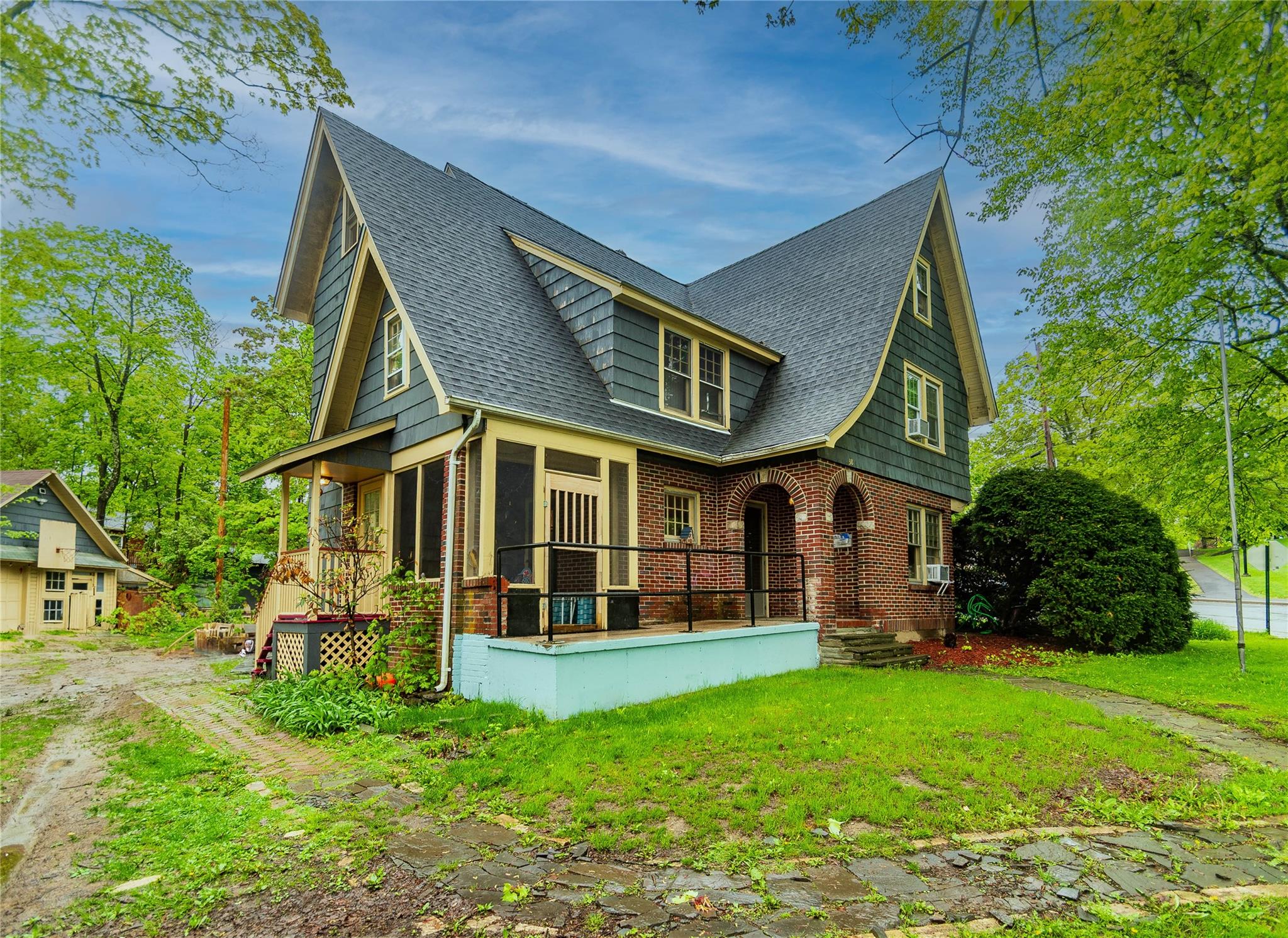 38 Plattekill Avenue, New Paltz, NY 12561