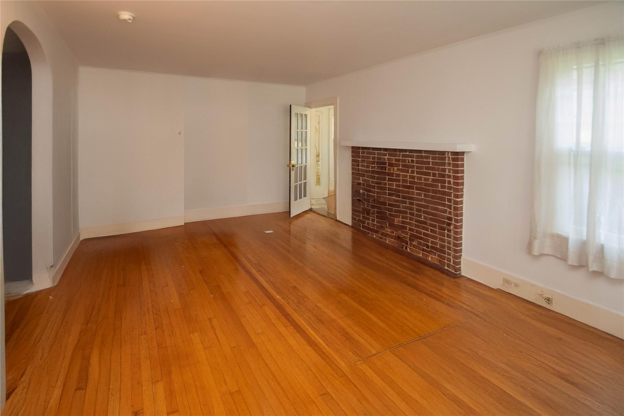 38 Plattekill Avenue, New Paltz, NY 12561