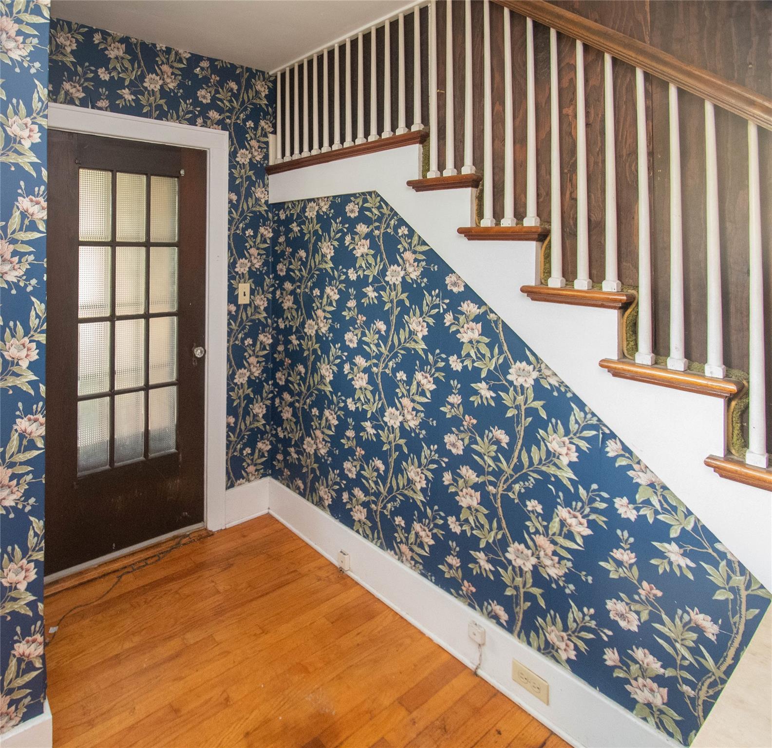 38 Plattekill Avenue, New Paltz, NY 12561