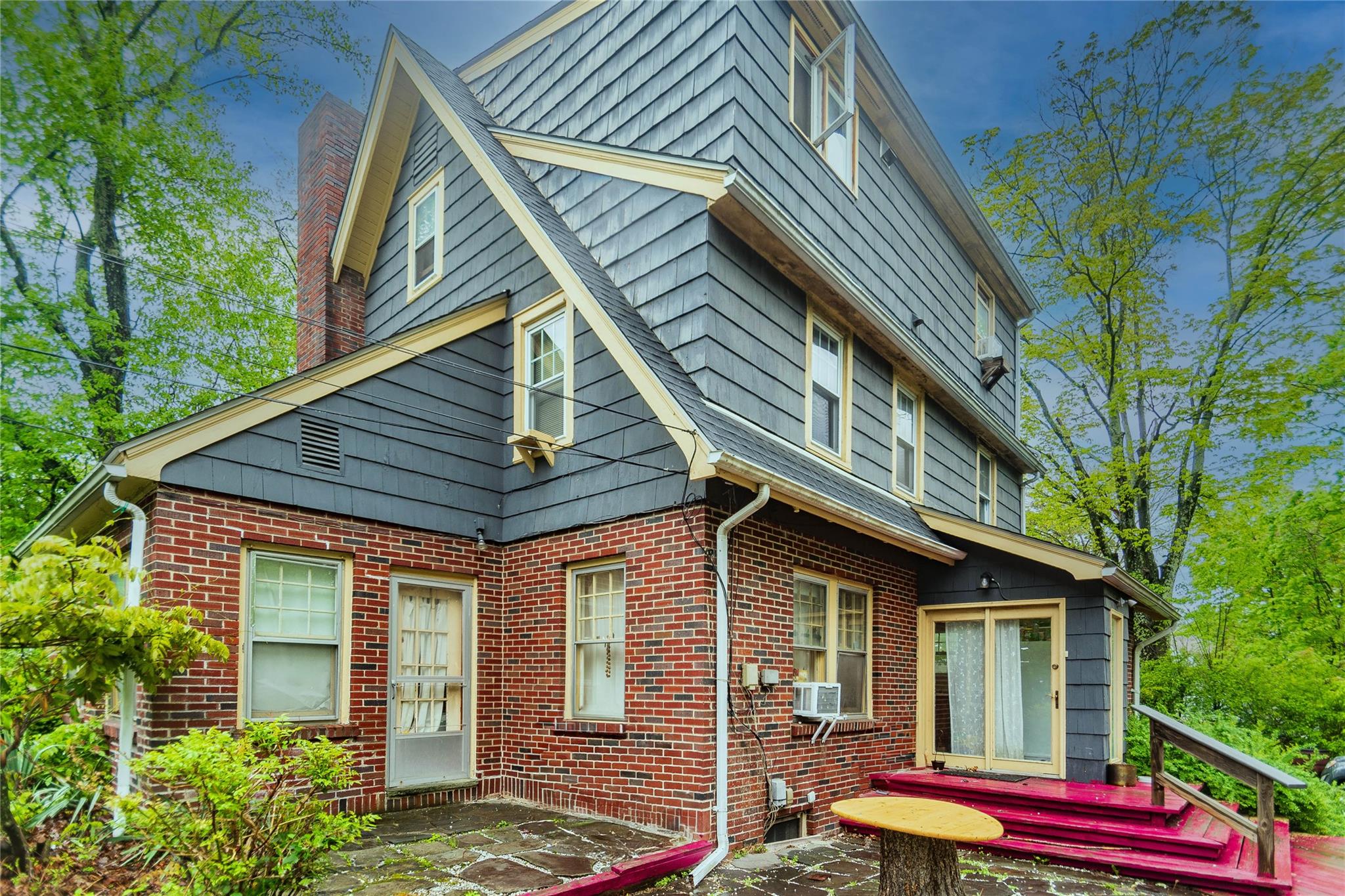 38 Plattekill Avenue, New Paltz, NY 12561