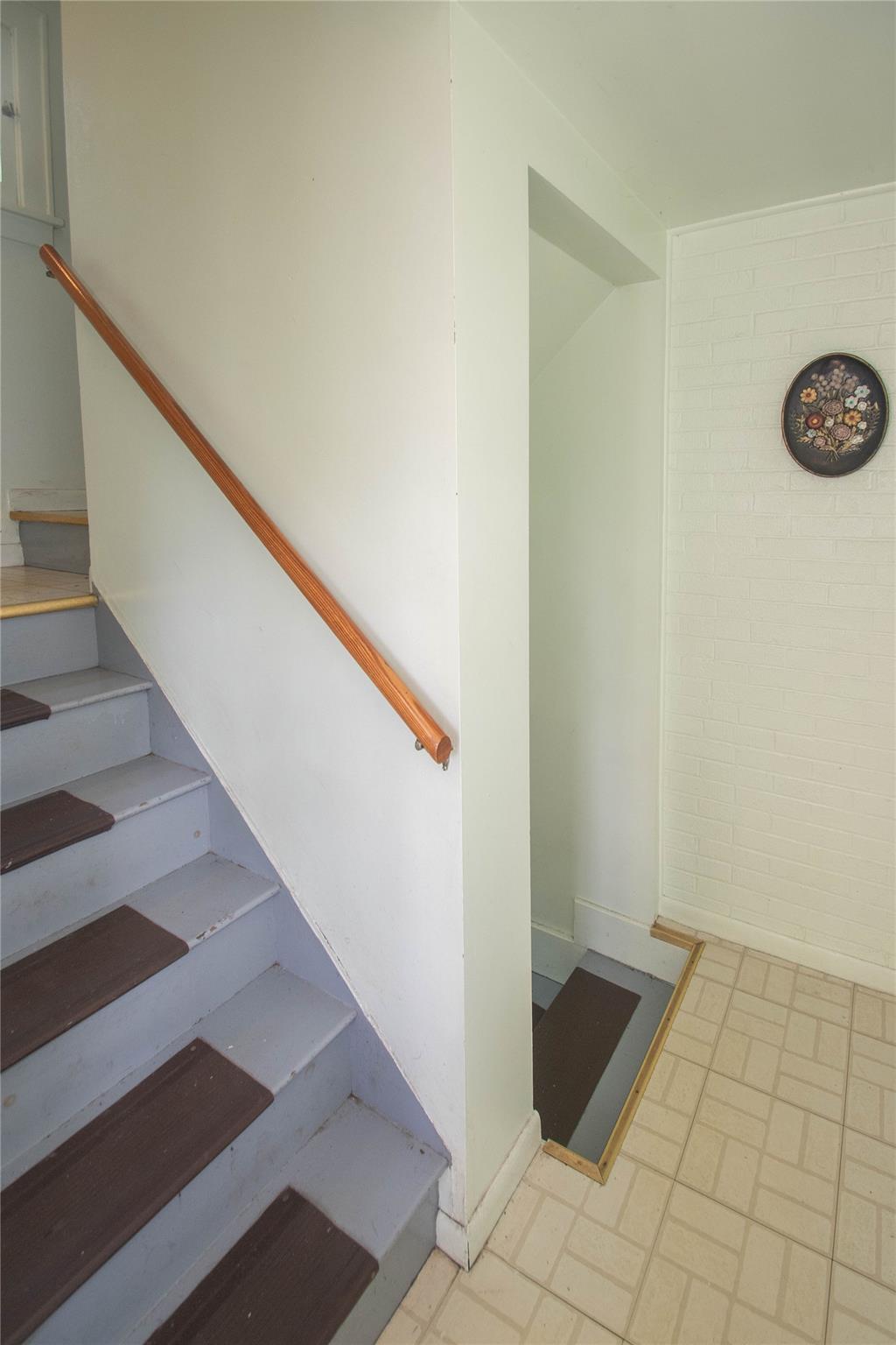 38 Plattekill Avenue, New Paltz, NY 12561