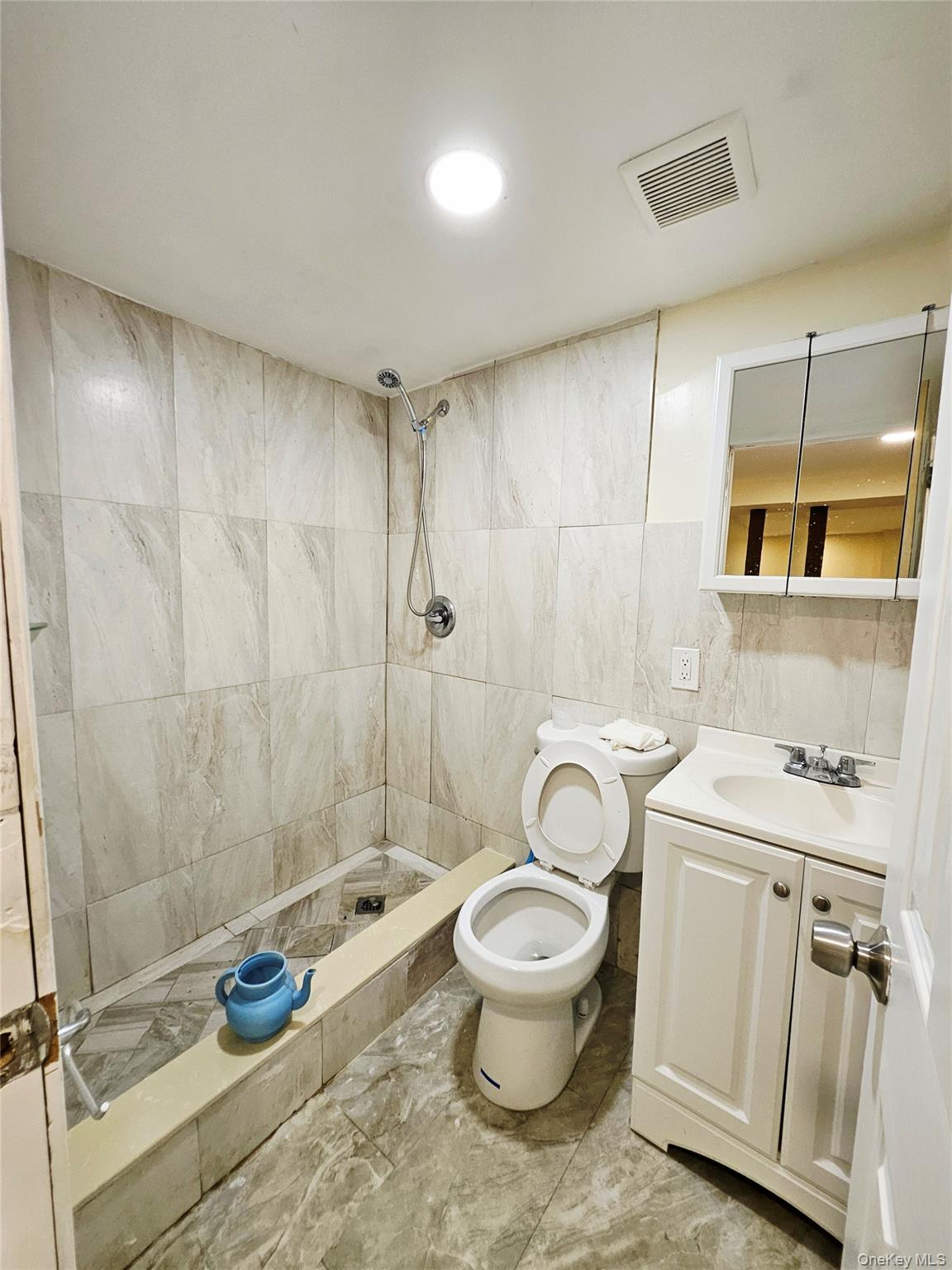 100 Glenmore Avenue, Hempstead, NY 11550