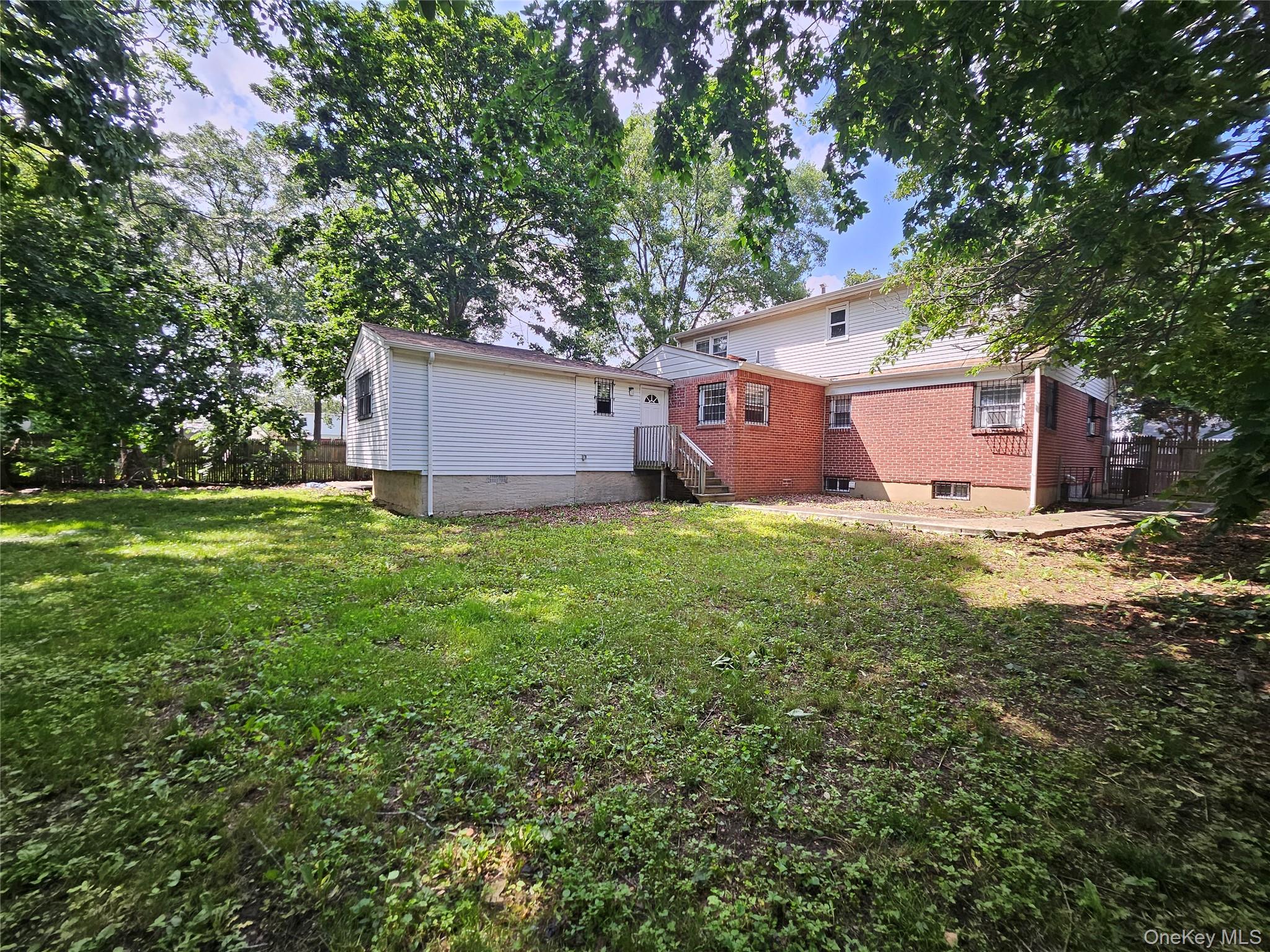 100 Glenmore Avenue, Hempstead, NY 11550