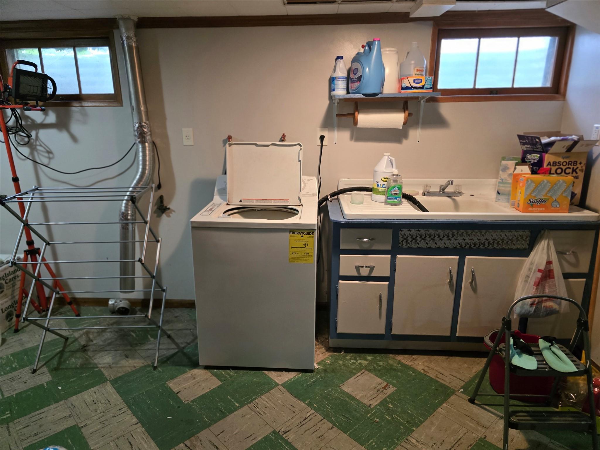 734 Dauntless Parkway, Elmont, NY 11003