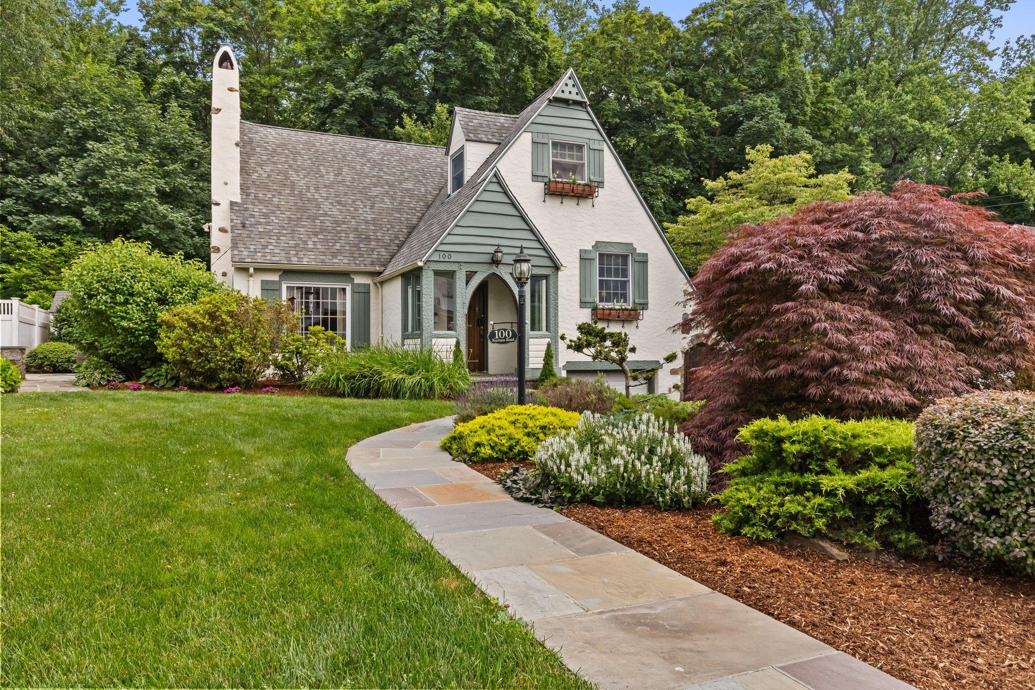 100 Norman Road, New Rochelle, NY 10804