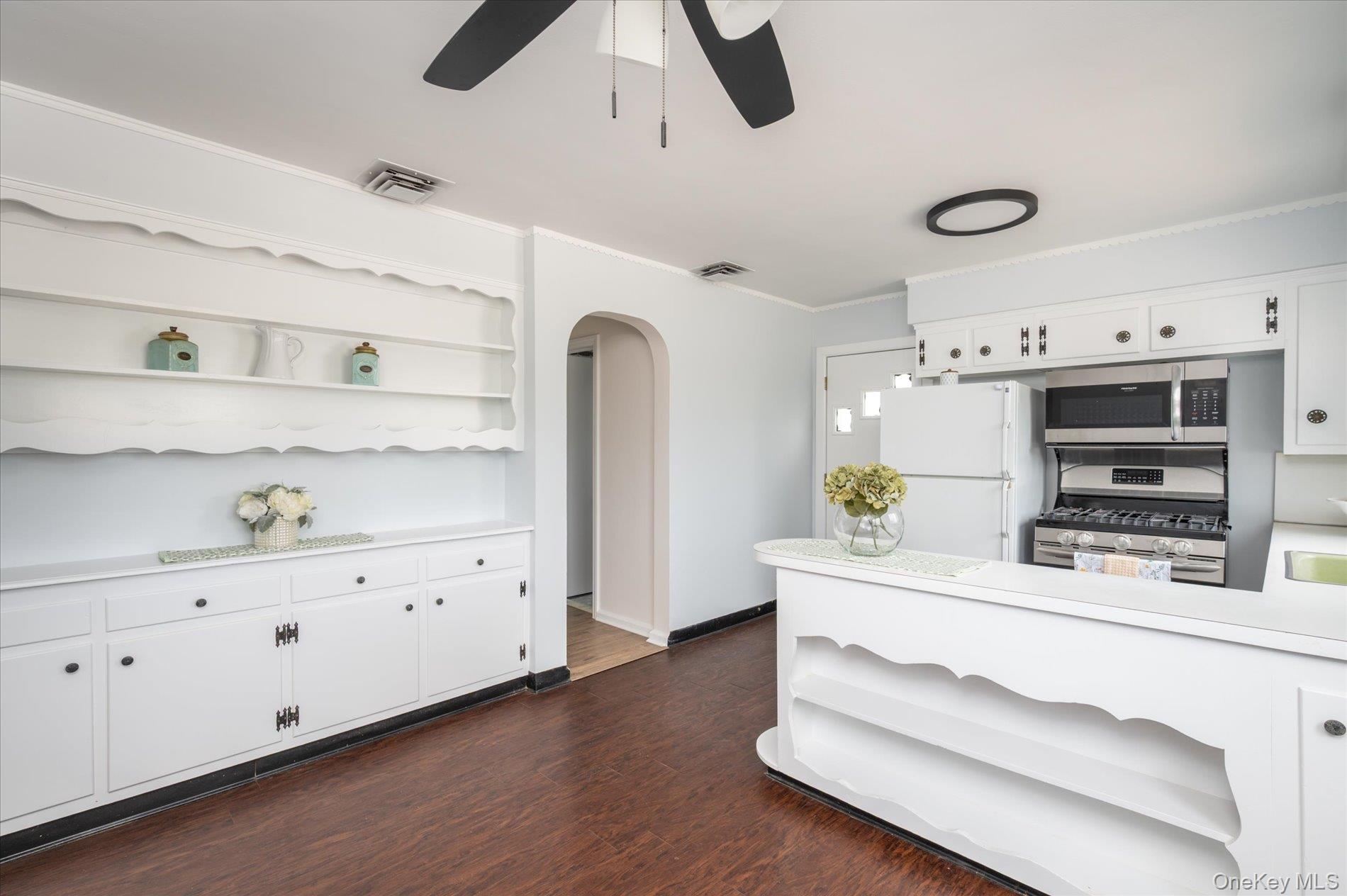 138 Davison Avenue, Oceanside, NY 11572