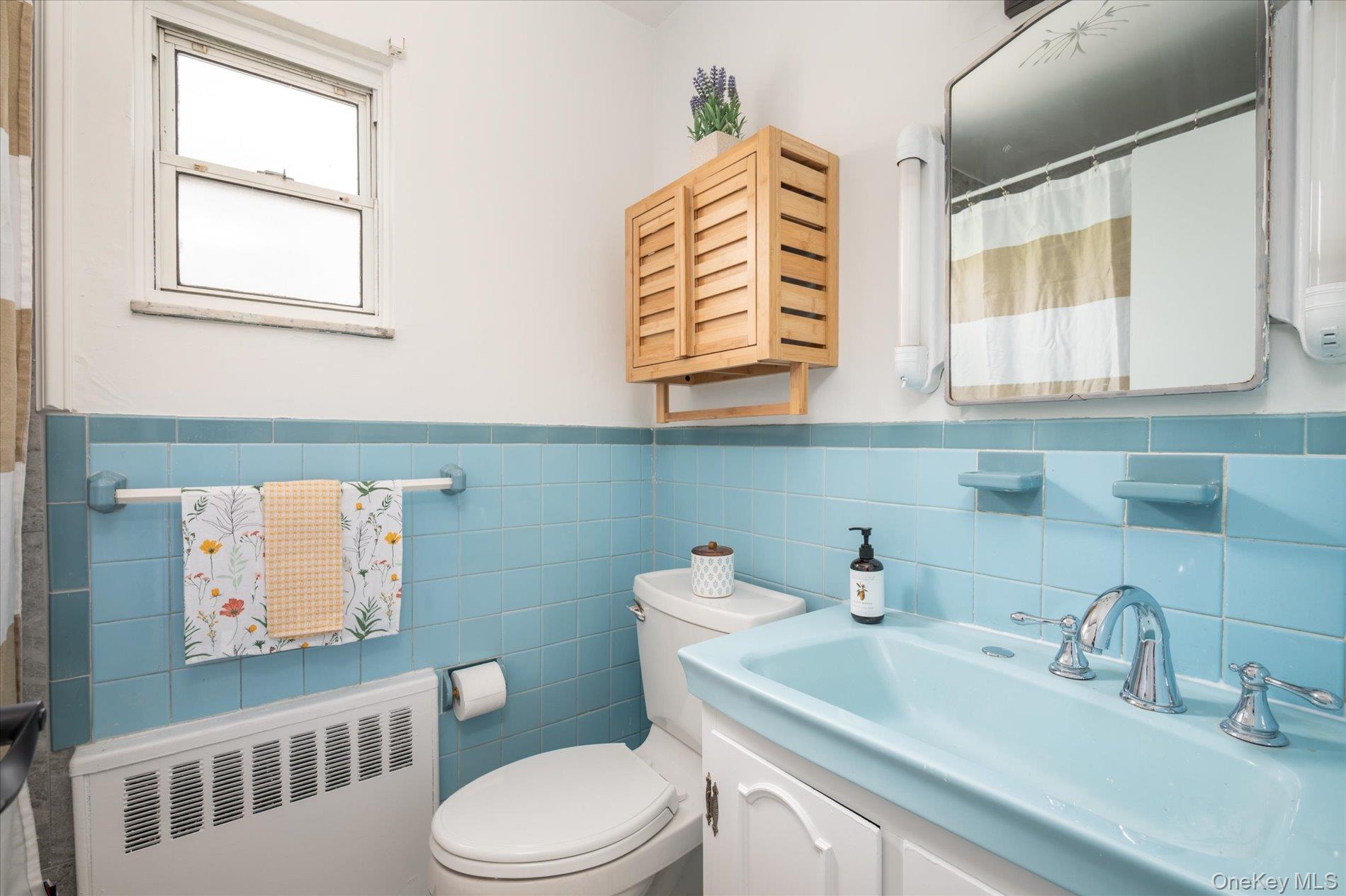 138 Davison Avenue, Oceanside, NY 11572