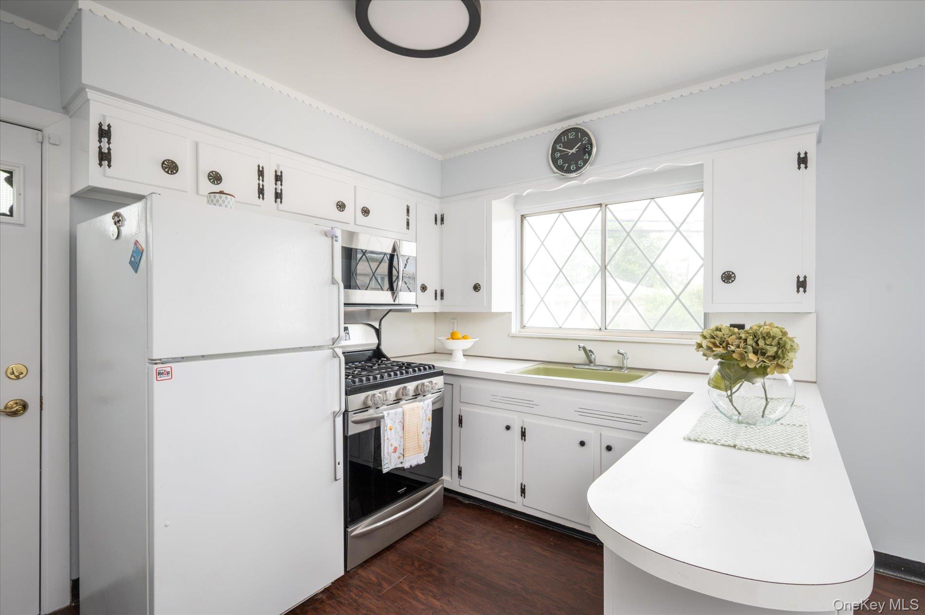 138 Davison Avenue, Oceanside, NY 11572