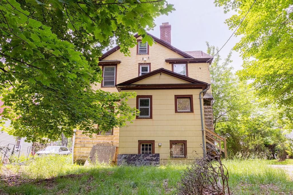 62 Clinton Avenue, Monticello, NY 12701