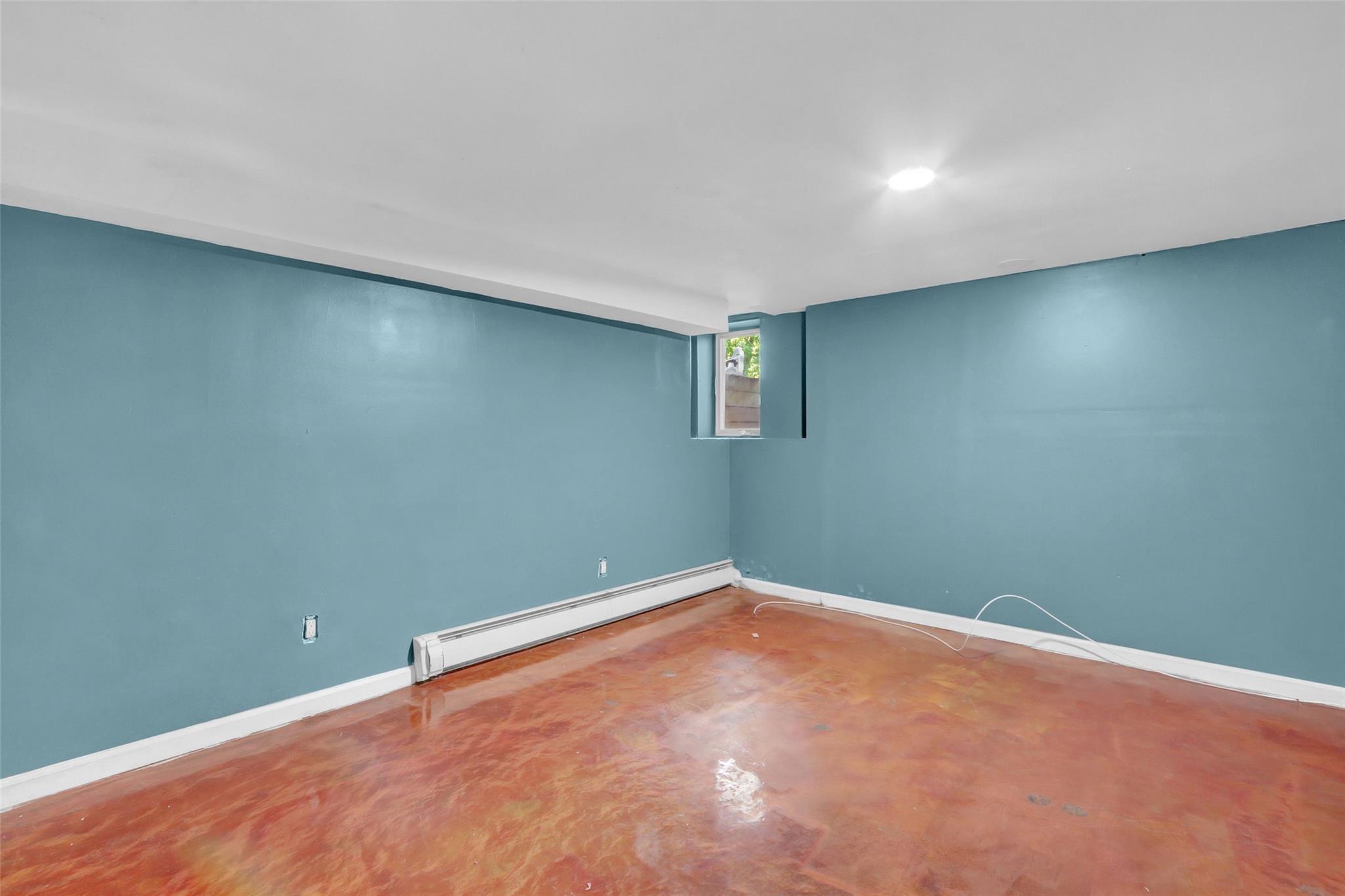 2697 Heather Avenue, Medford, NY 11763