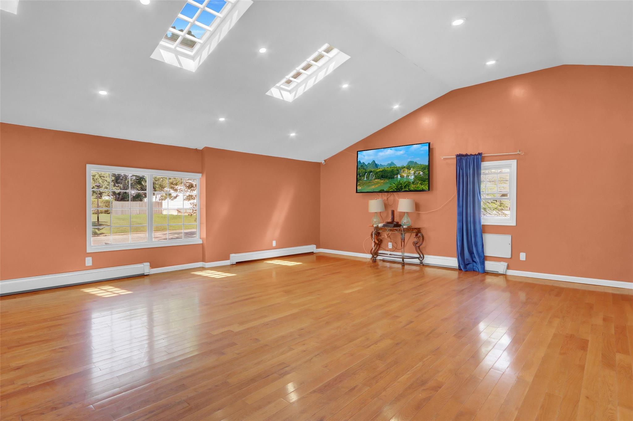 2697 Heather Avenue, Medford, NY 11763