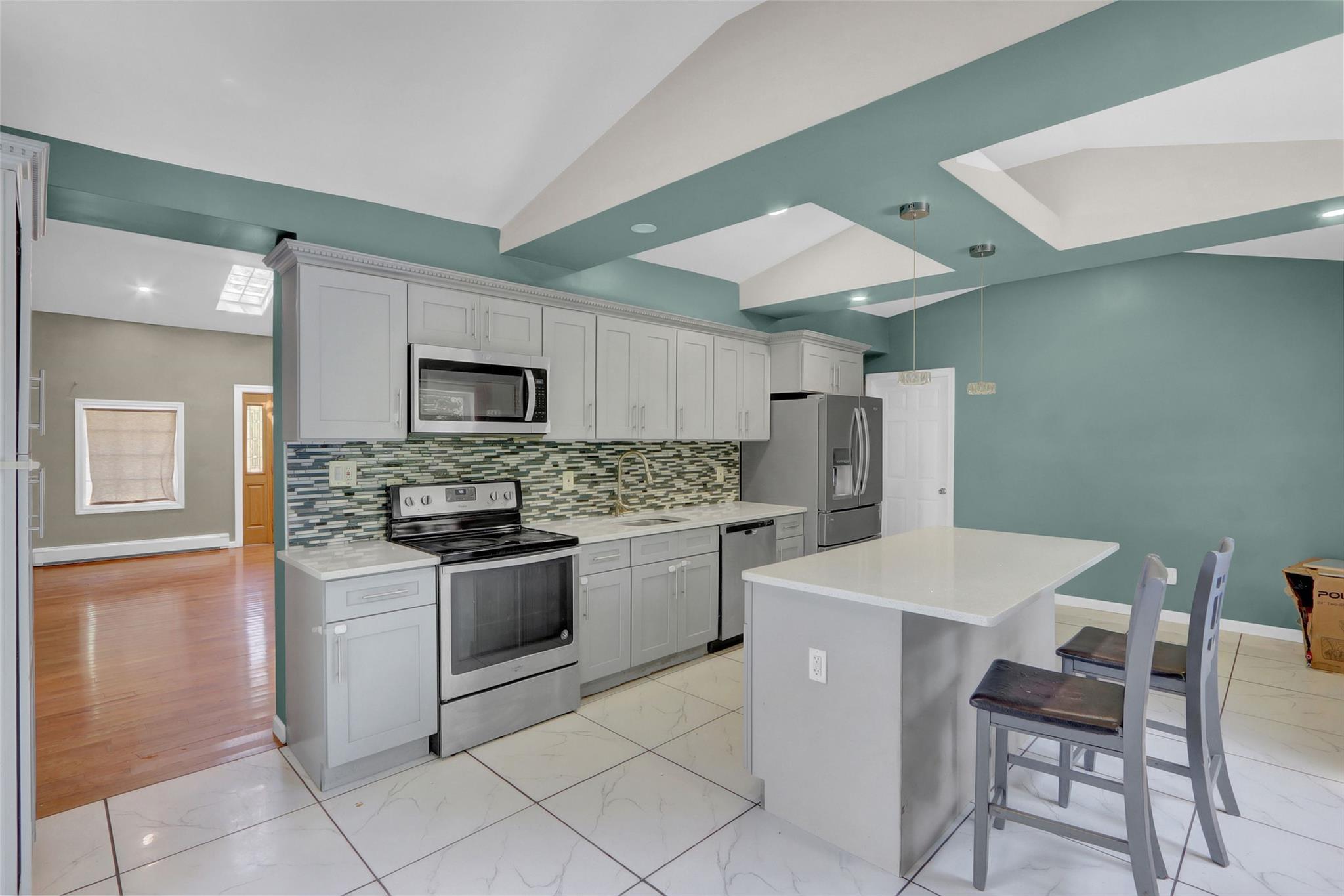 2697 Heather Avenue, Medford, NY 11763