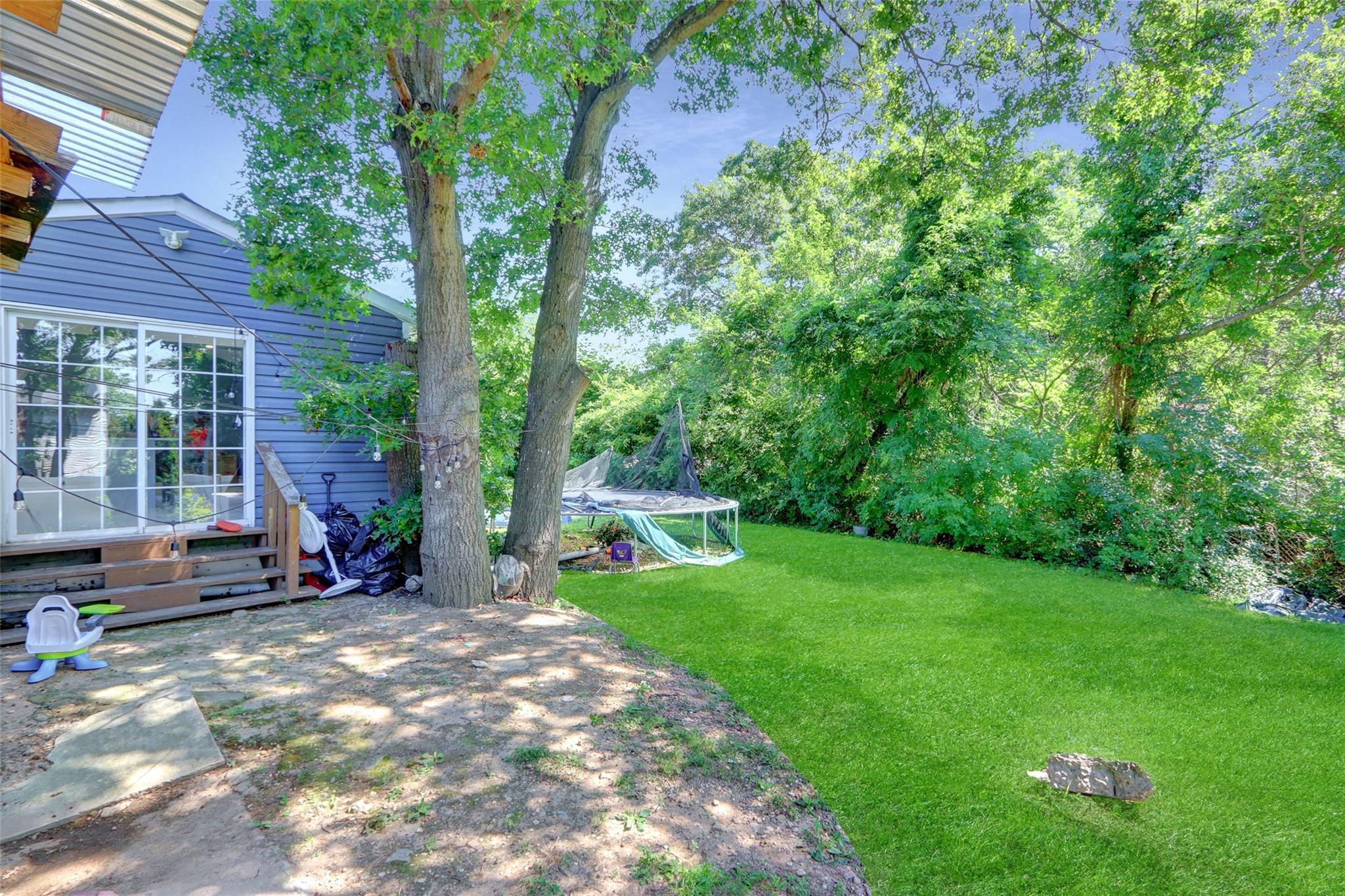 2697 Heather Avenue, Medford, NY 11763