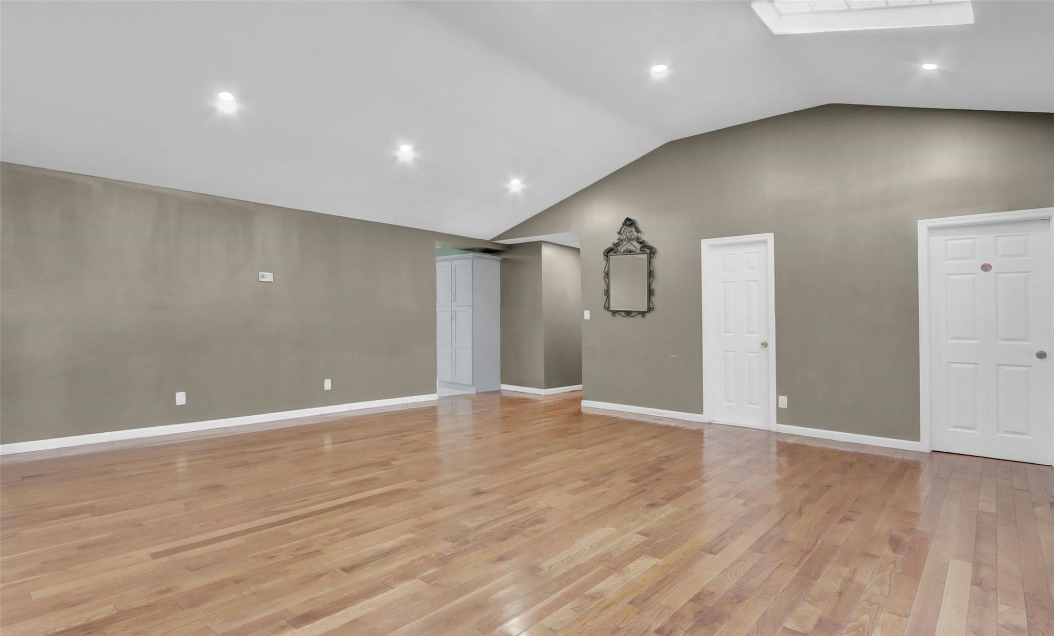 2697 Heather Avenue, Medford, NY 11763