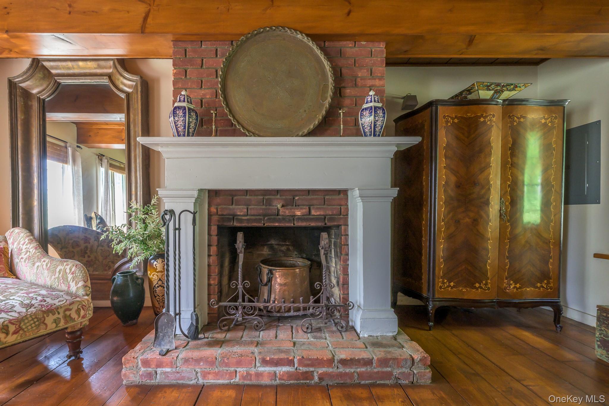 424 Bronck Mill Road, Coxsackie, NY 12192