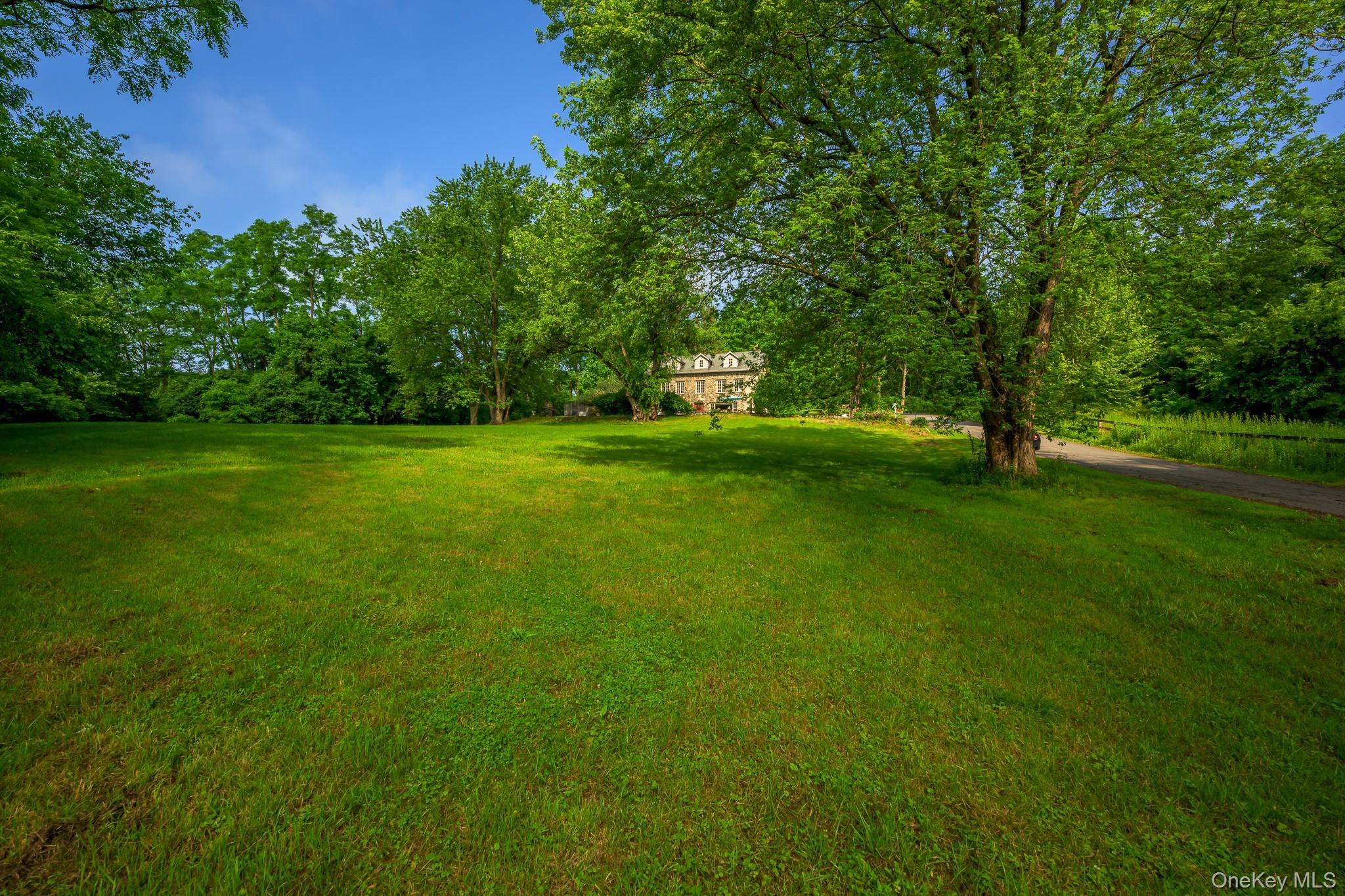 424 Bronck Mill Road, Coxsackie, NY 12192