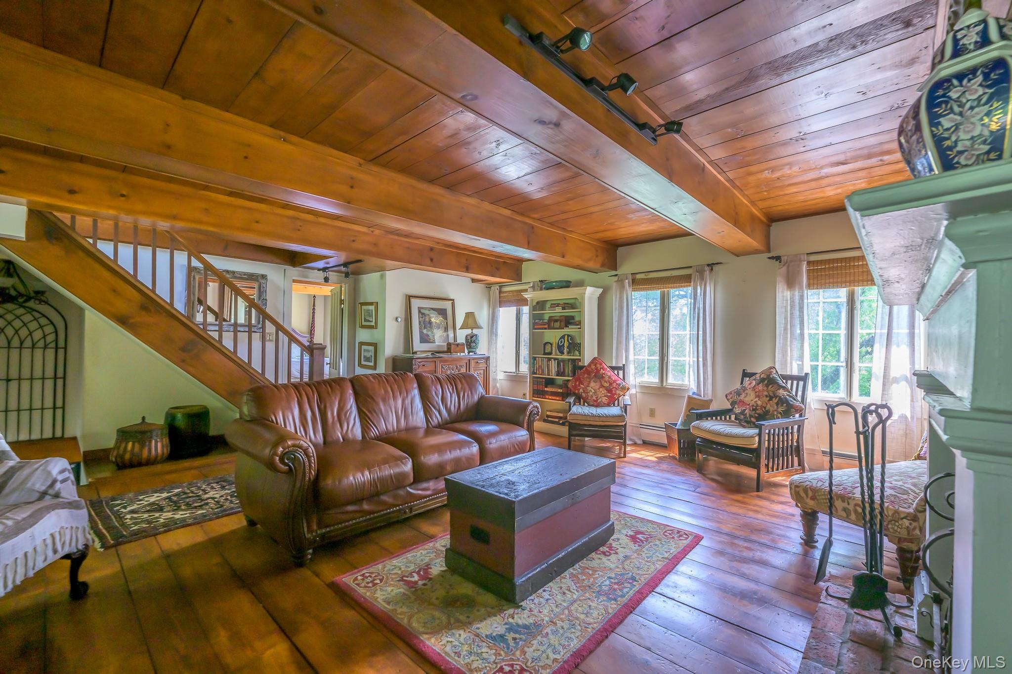 424 Bronck Mill Road, Coxsackie, NY 12192