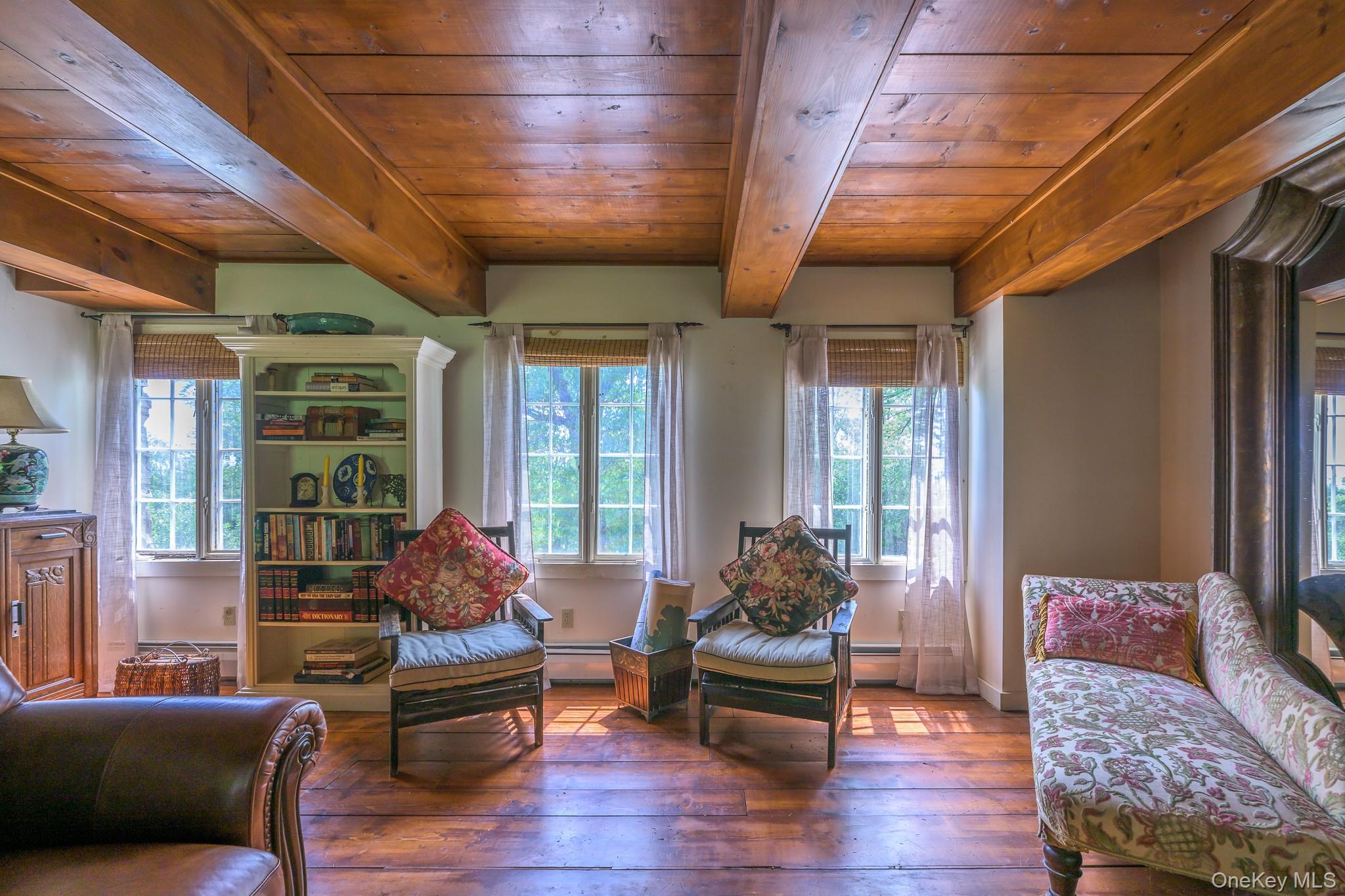 424 Bronck Mill Road, Coxsackie, NY 12192