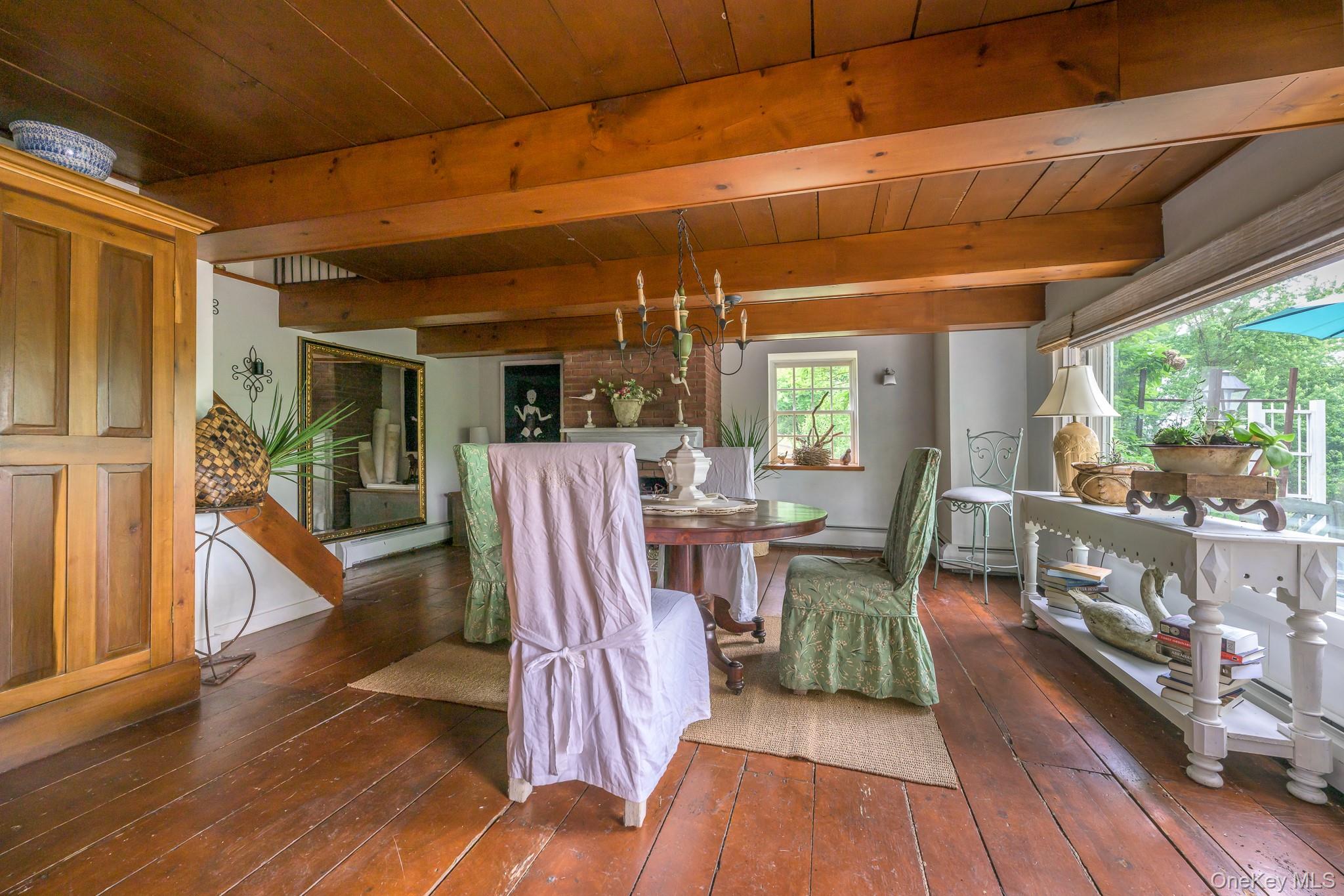 424 Bronck Mill Road, Coxsackie, NY 12192