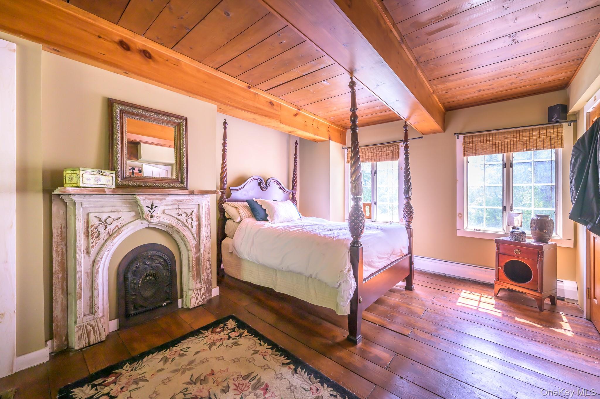 424 Bronck Mill Road, Coxsackie, NY 12192