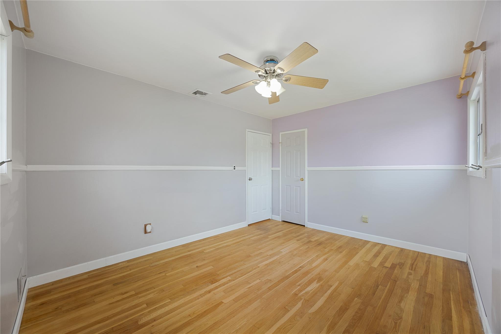 662 Interlaken Lane, North Babylon, NY 11703