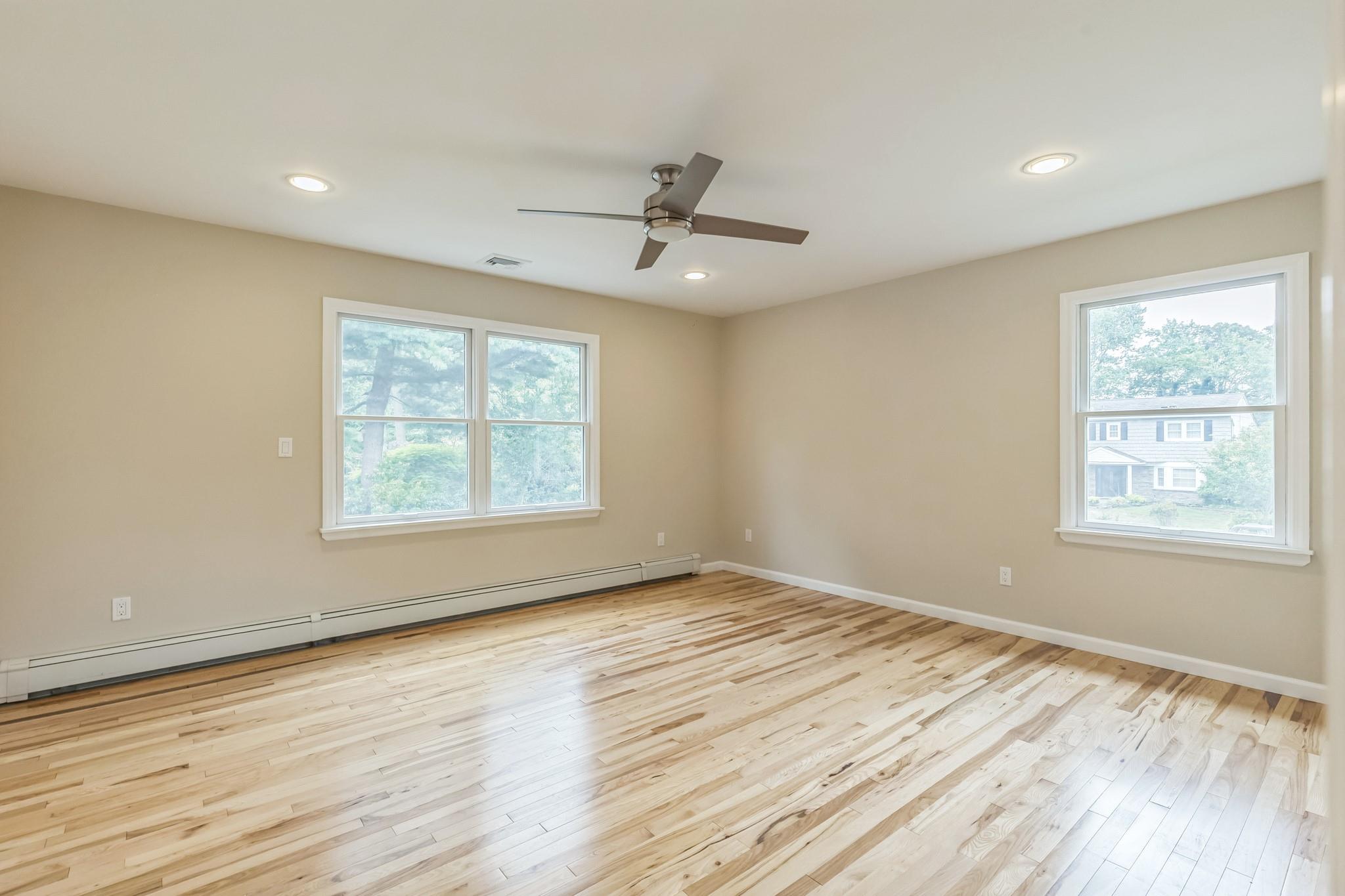 21 Tulipwood Drive, Commack, NY 11725