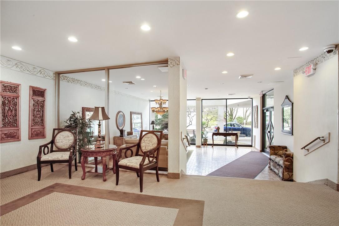 200 High Point Drive # 307, Hartsdale, NY 10530