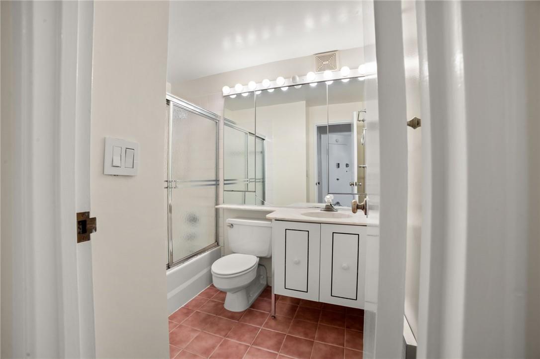 200 High Point Drive # 307, Hartsdale, NY 10530