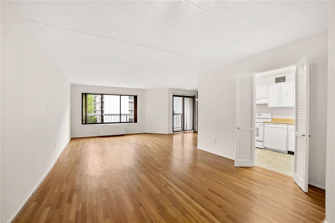 200 High Point Drive # 307, Hartsdale, NY 10530