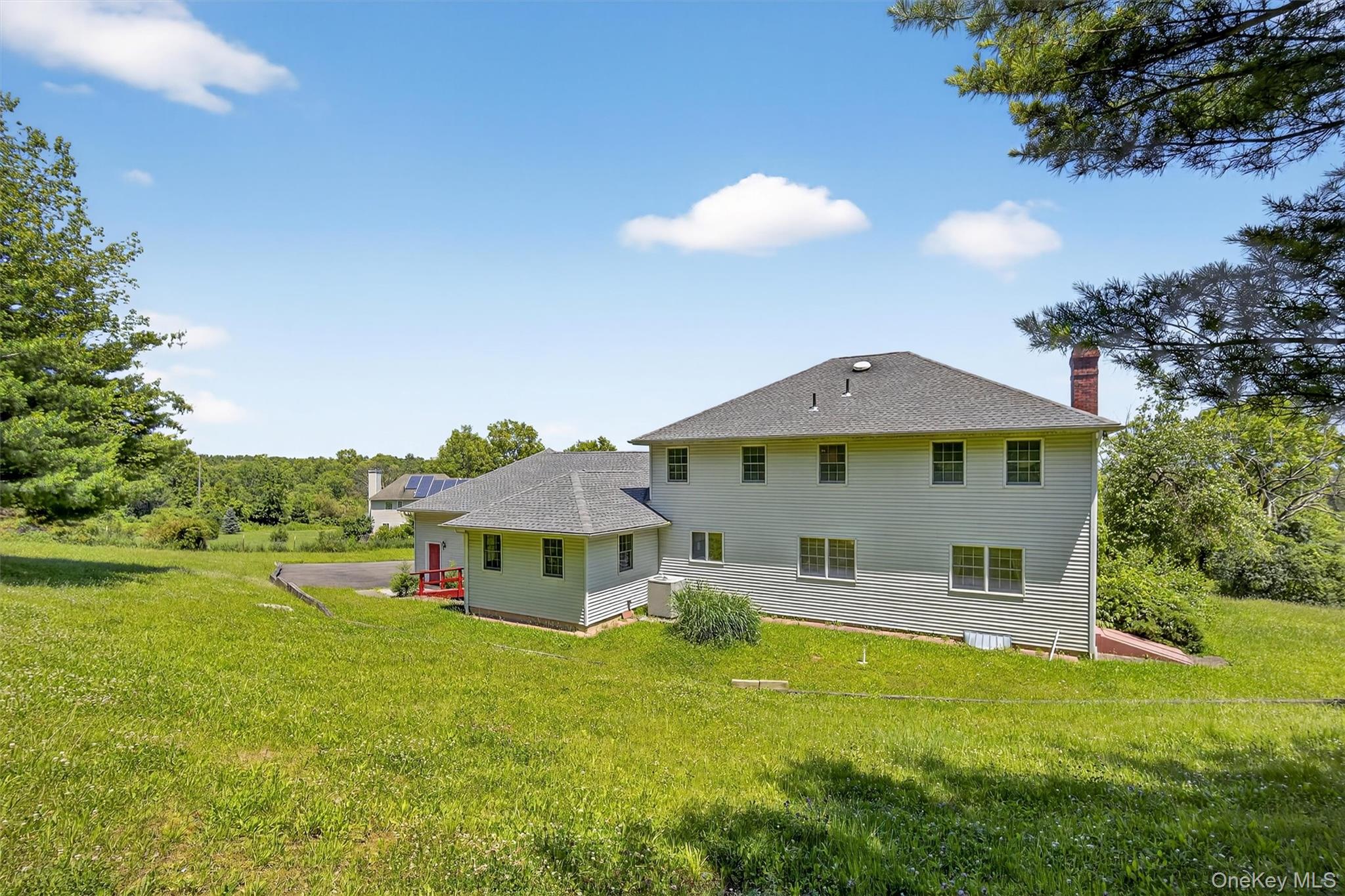 561 Toleman Road, Rock Tavern, NY 12575