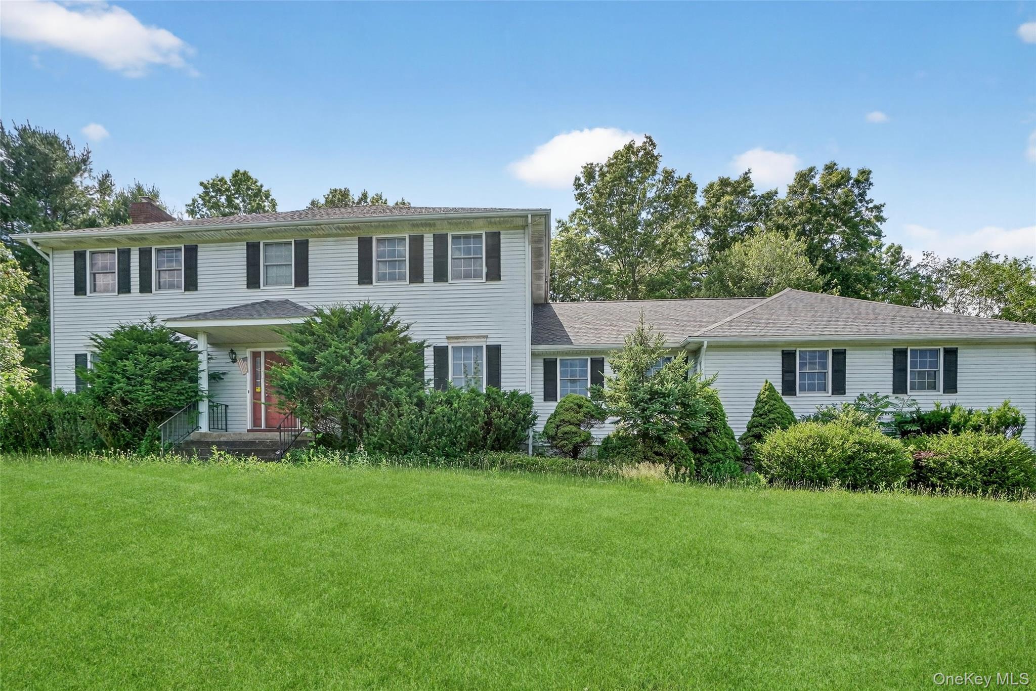 561 Toleman Road, Rock Tavern, NY 12575