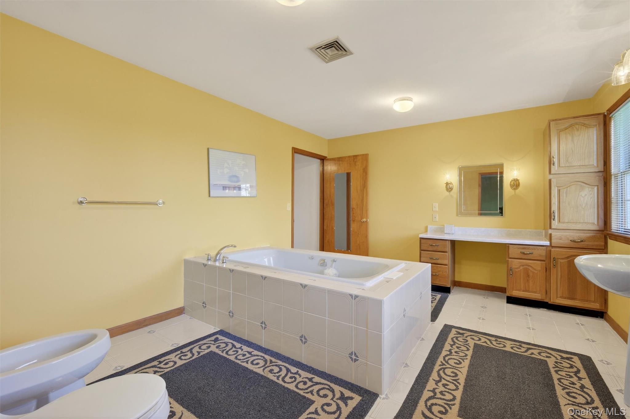 561 Toleman Road, Rock Tavern, NY 12575