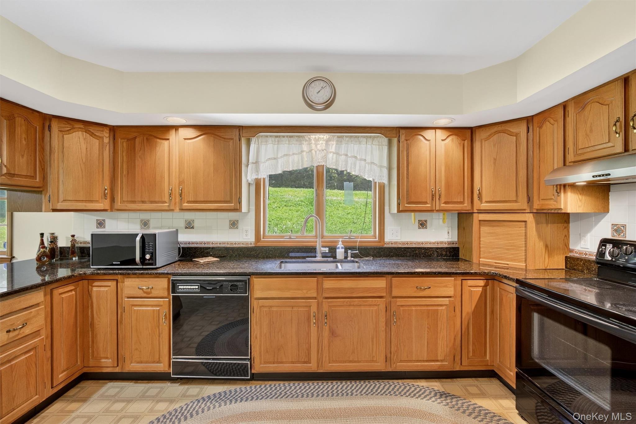 561 Toleman Road, Rock Tavern, NY 12575