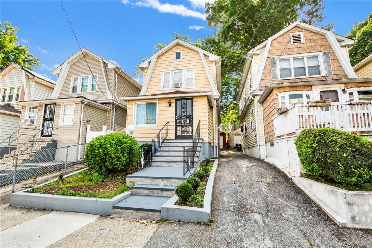 4419 Edson Avenue, Bronx, NY 10466