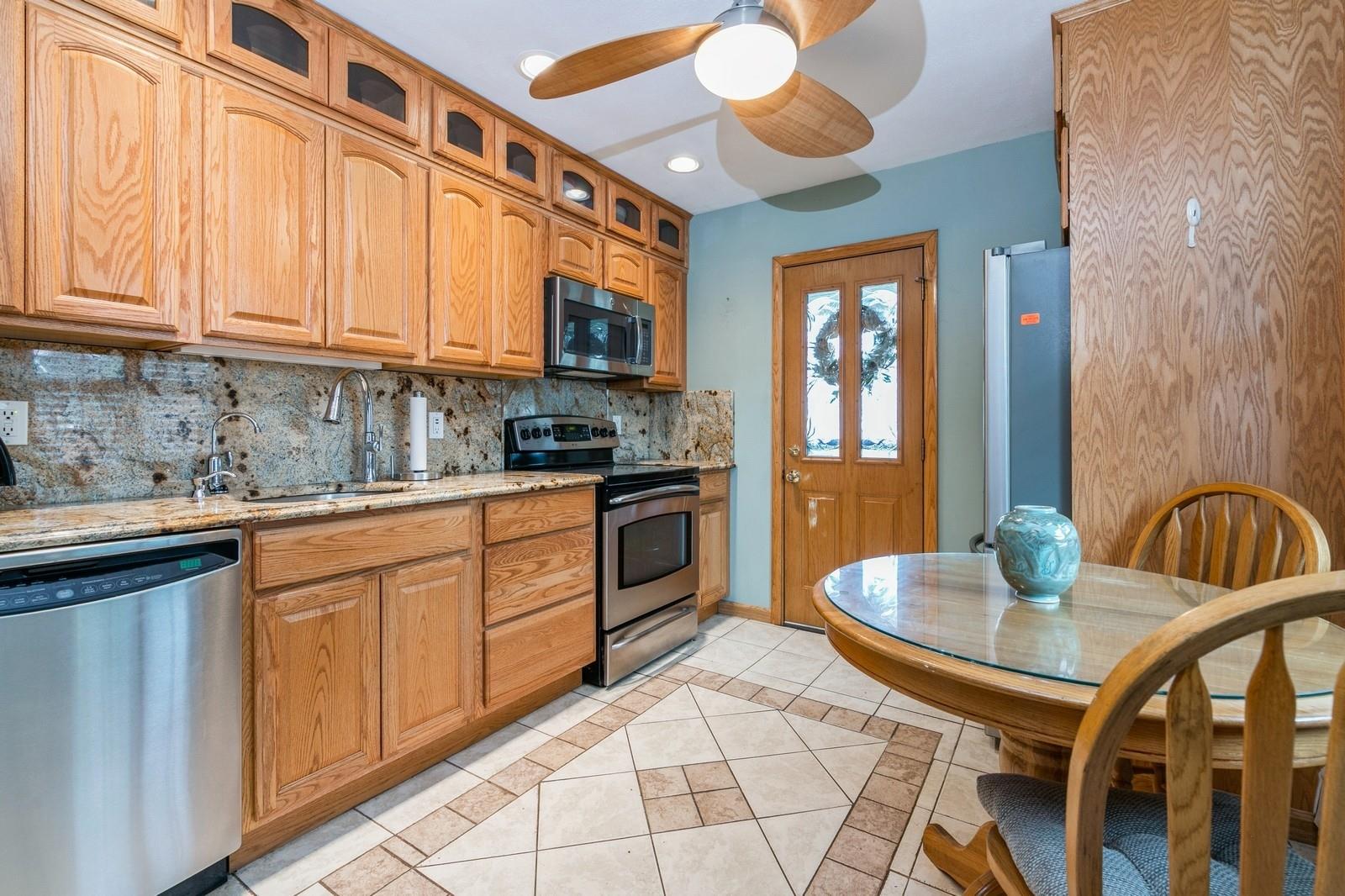 14 Cobble Lane, Levittown, NY 11756