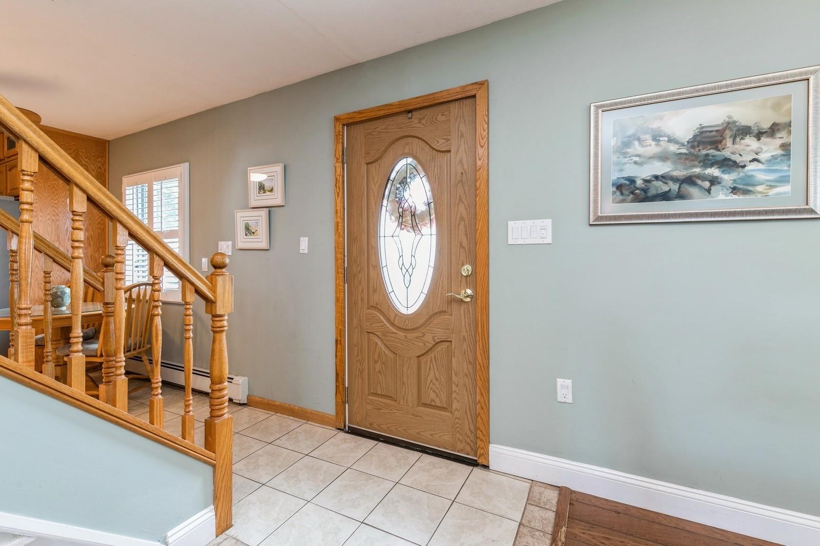 14 Cobble Lane, Levittown, NY 11756