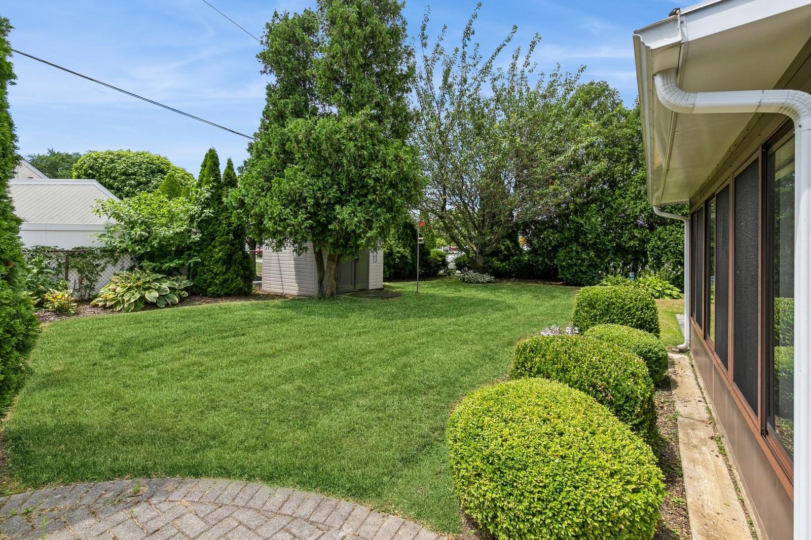 14 Cobble Lane, Levittown, NY 11756