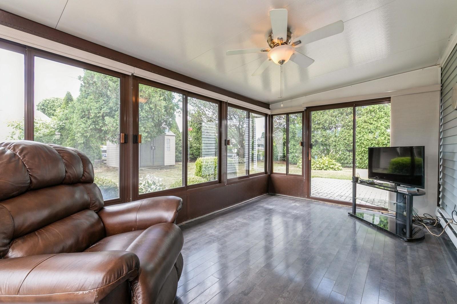 14 Cobble Lane, Levittown, NY 11756