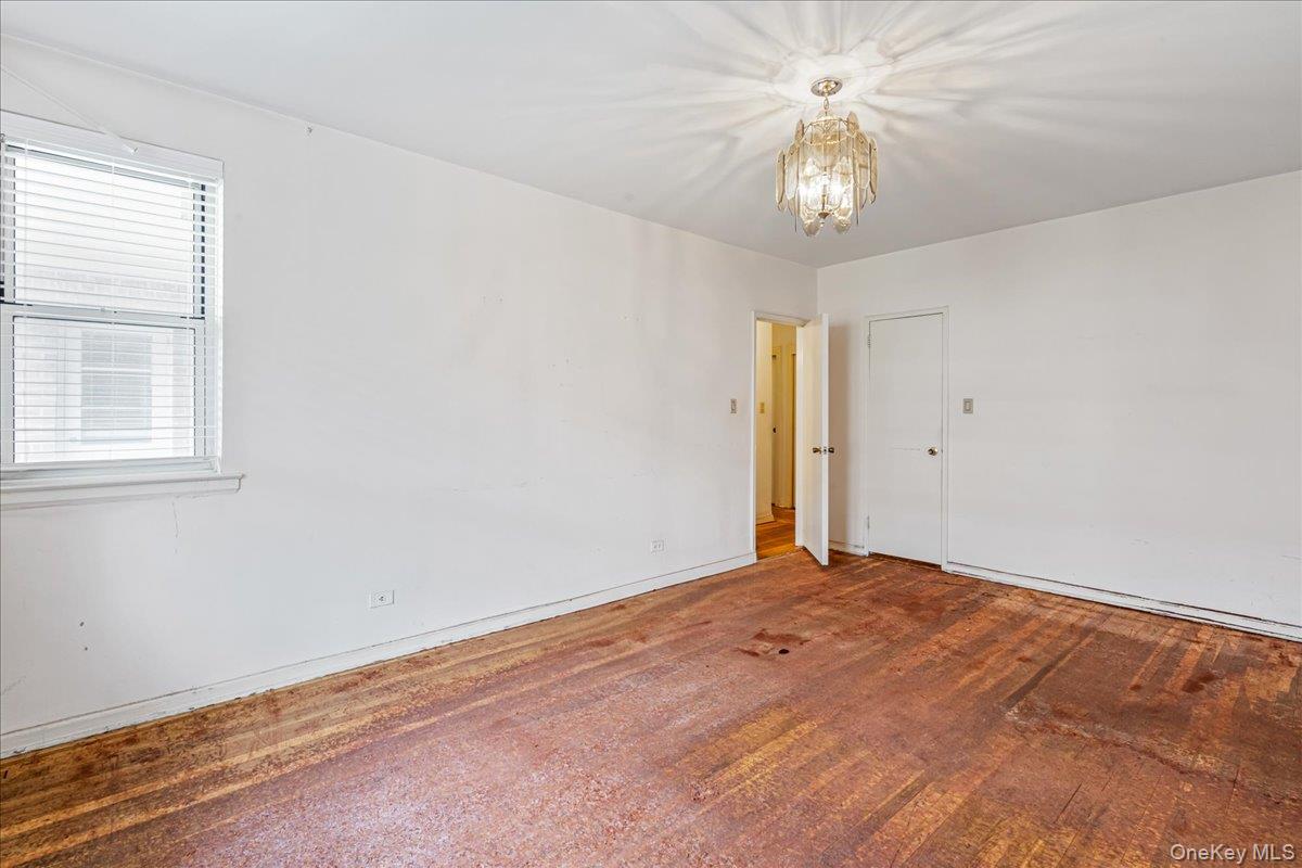 16241 Powells Cove Boulevard # 2S, Whitestone, NY 11357