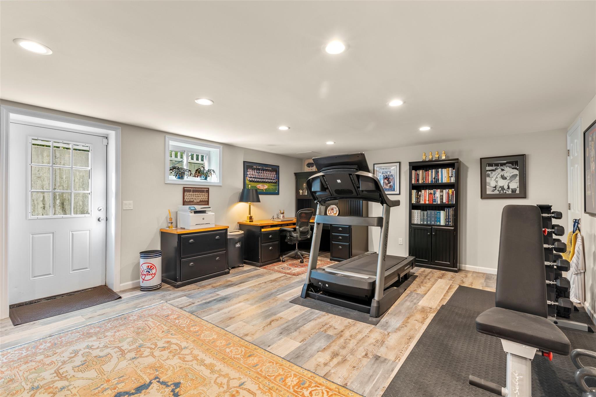 16 Dyke Road, Setauket, NY 11733