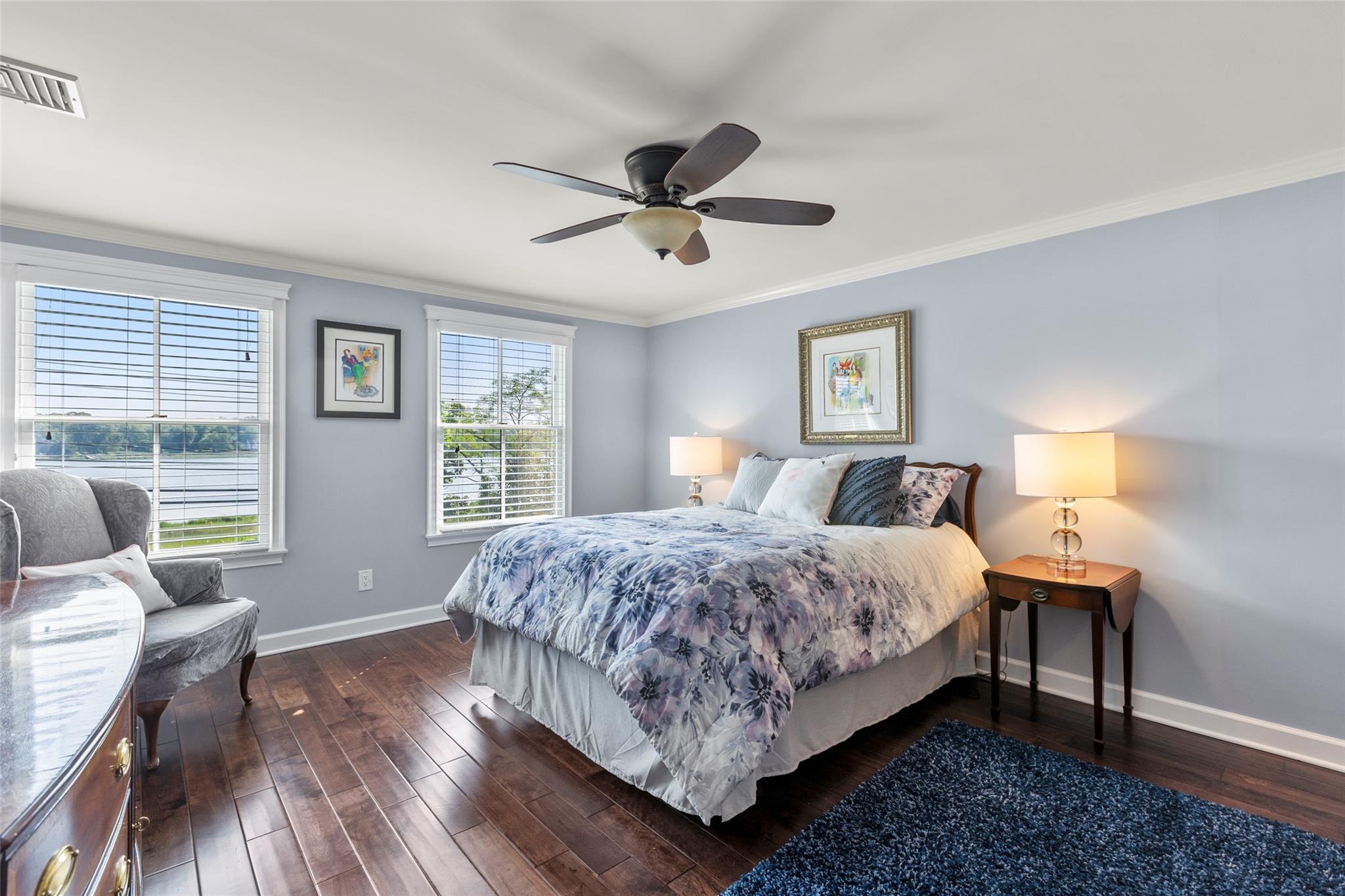 16 Dyke Road, Setauket, NY 11733