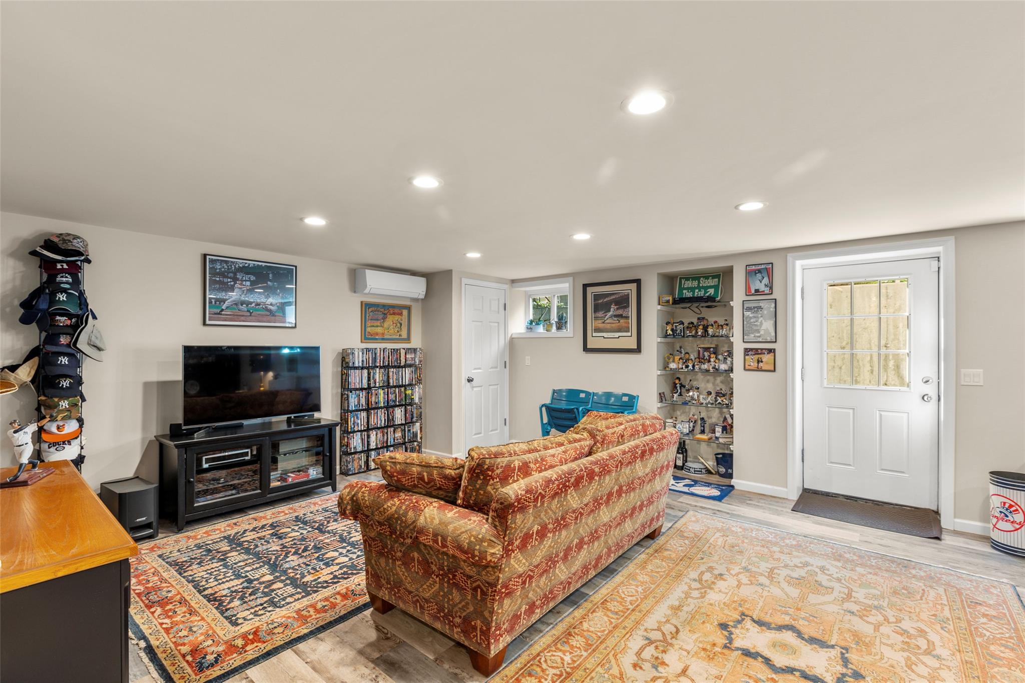 16 Dyke Road, Setauket, NY 11733