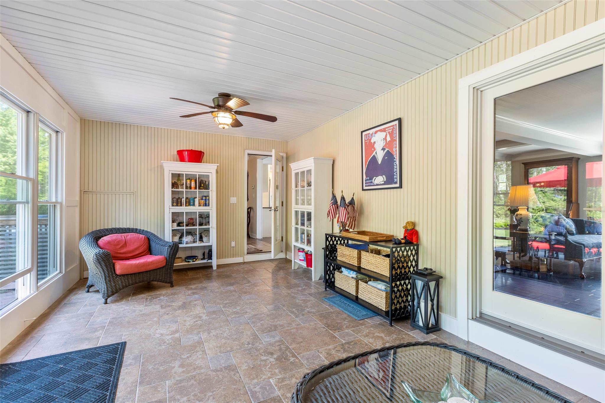 16 Dyke Road, Setauket, NY 11733