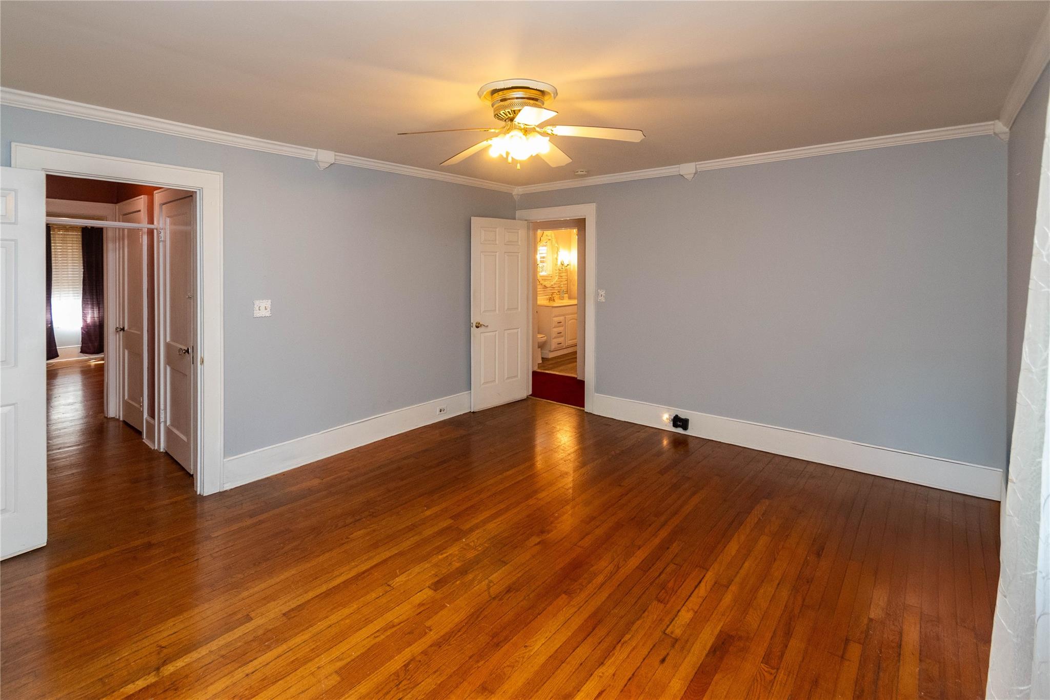 12 Woodside Place, Highland, NY 12528